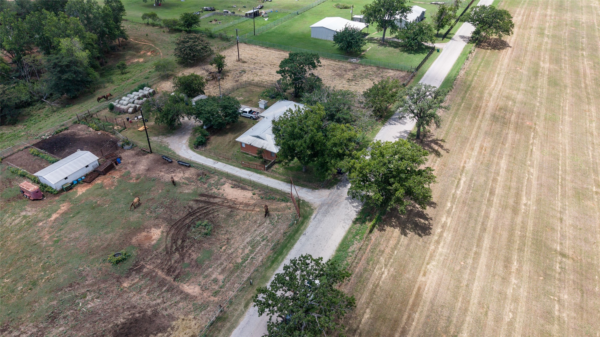716 County Road 4757 Boyd TX 76023