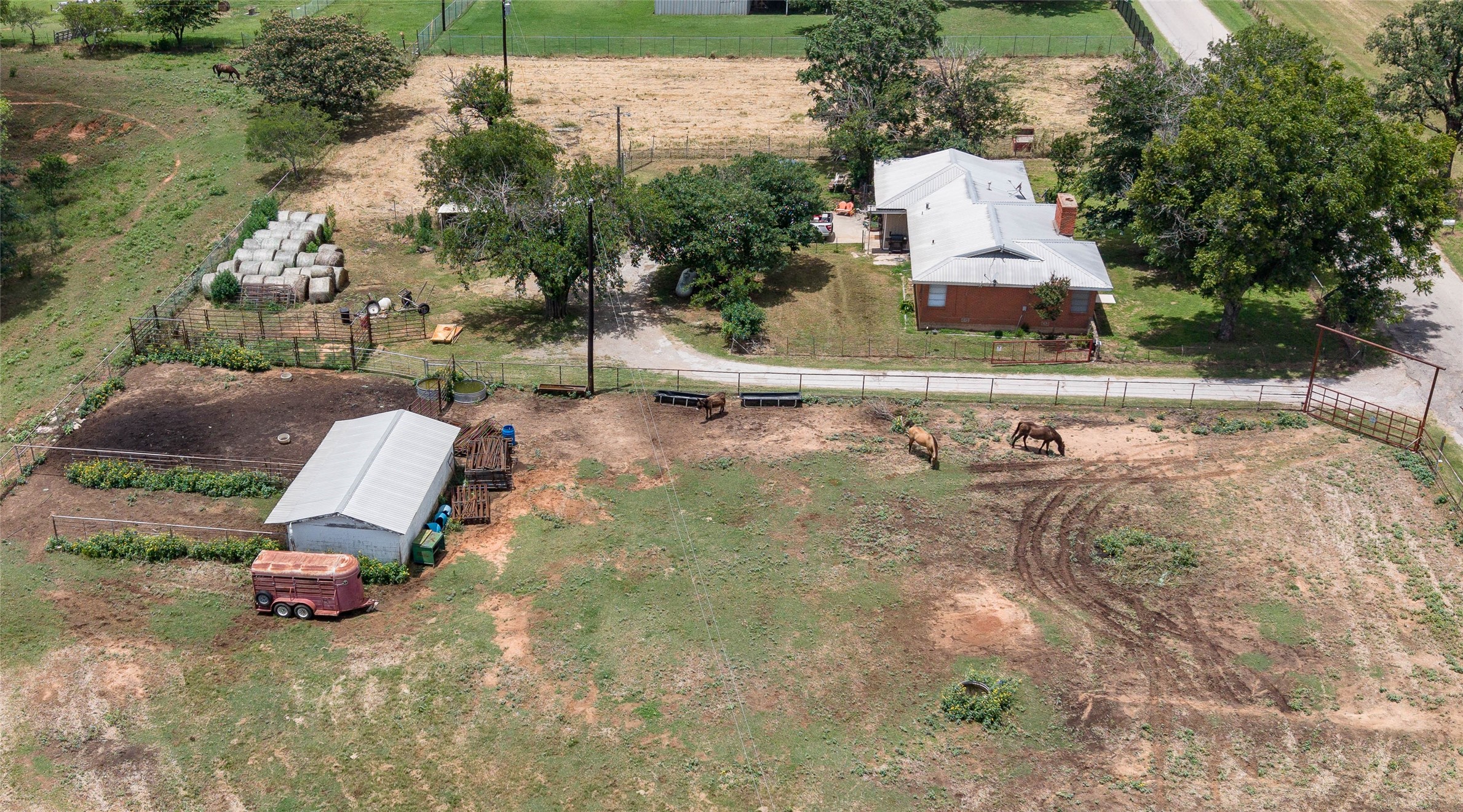 716 County Road 4757 Boyd TX 76023