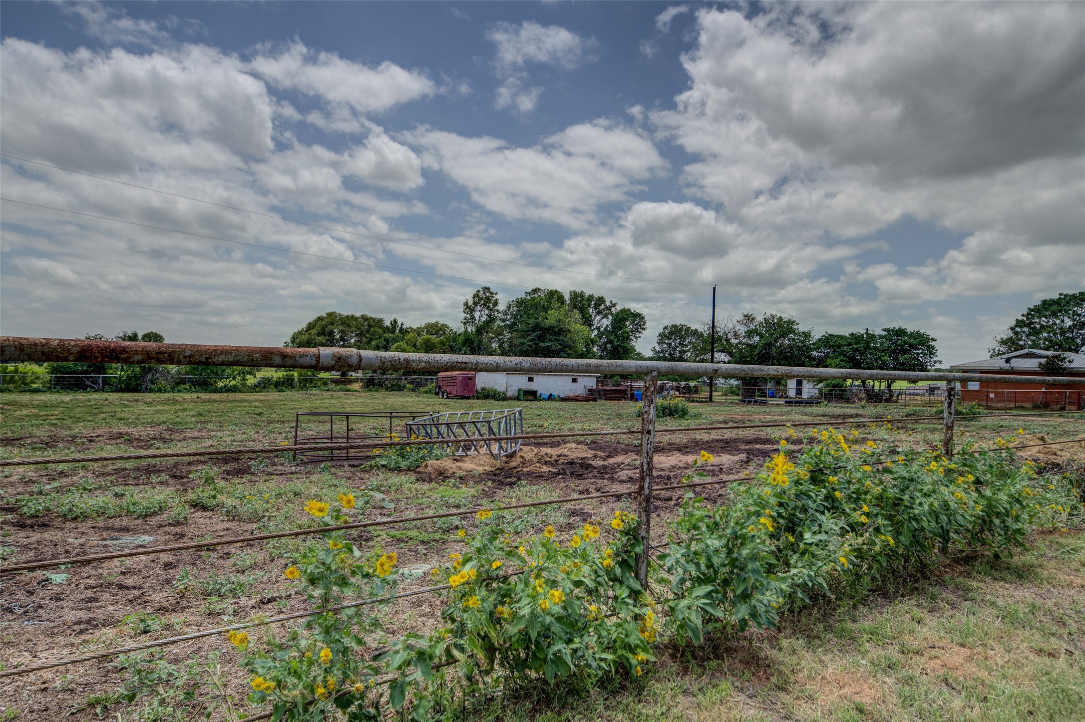 716 County Road 4757 Boyd TX 76023