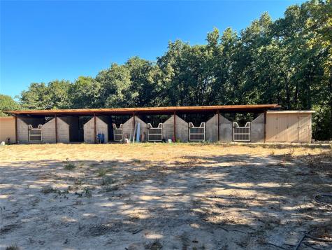 1327 County Road 3702 Quinlan TX 75474