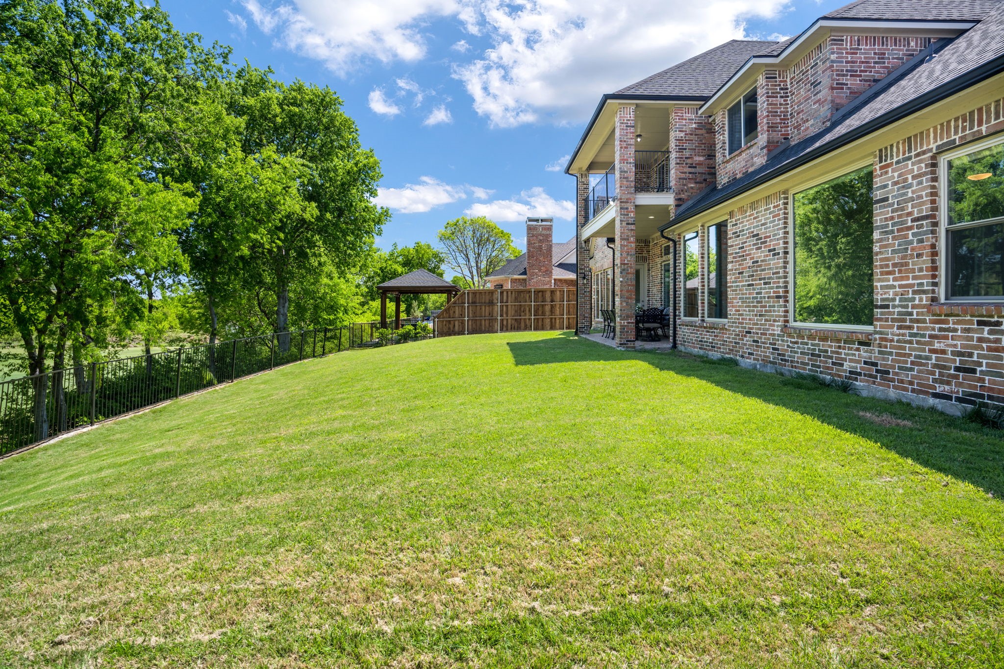 1888 Prairie Creek Trail Frisco TX 75033