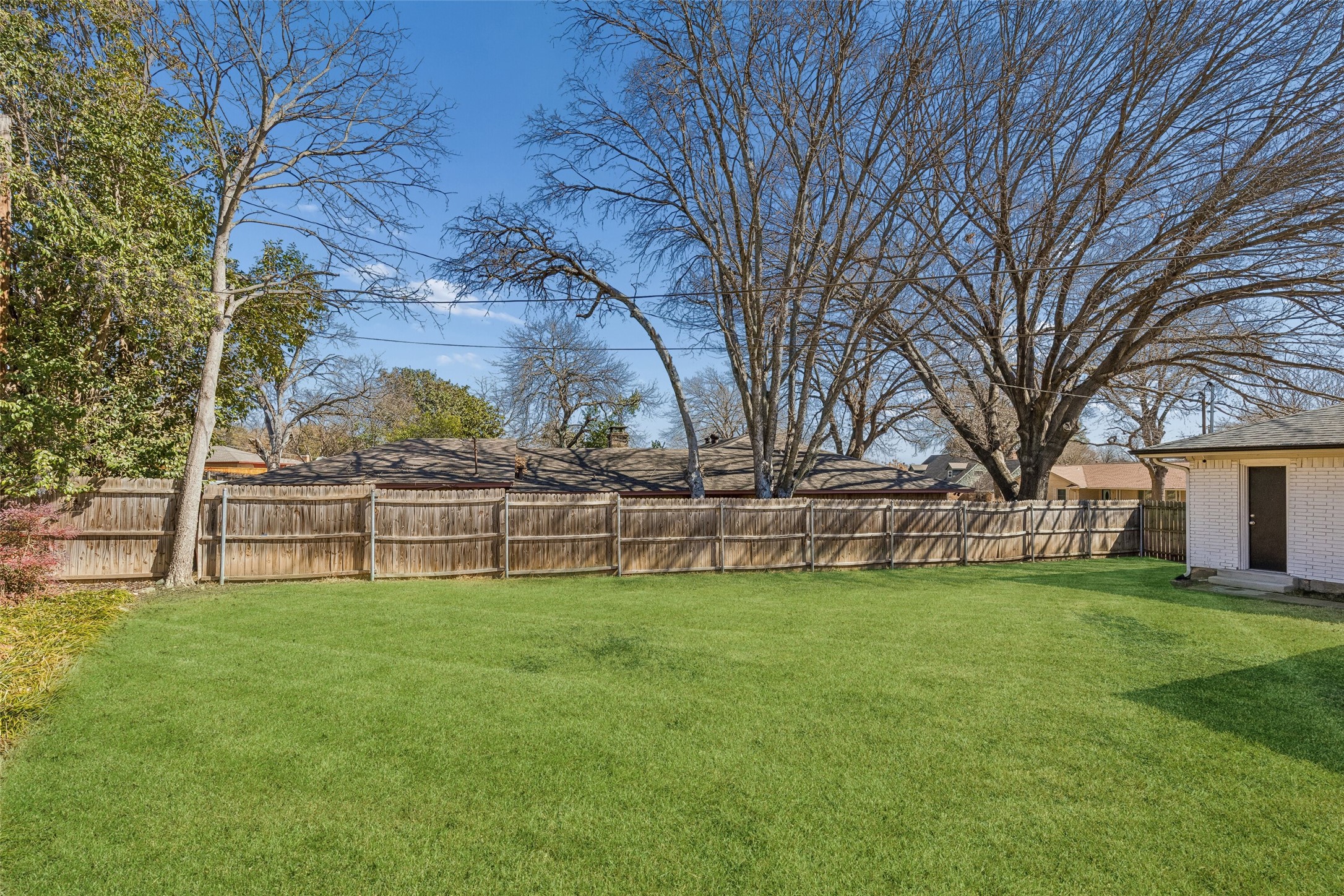 605 Meadow Heath Circle Dallas TX 75232