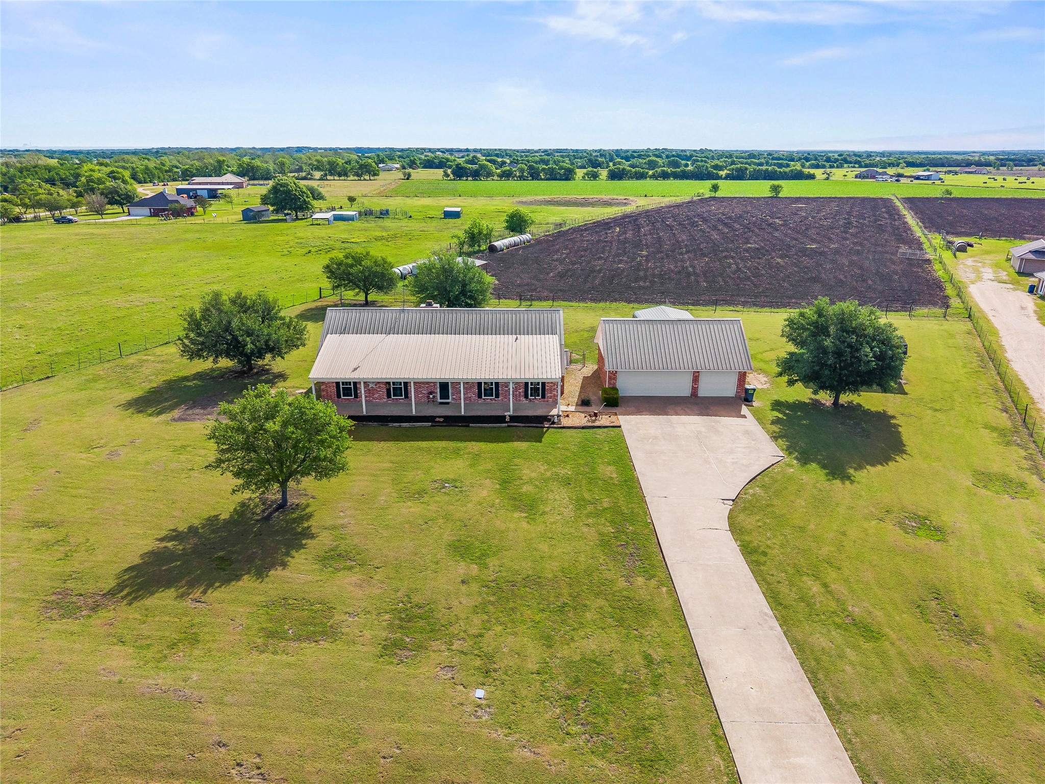 314 Jackson Heights Lorena TX 76655