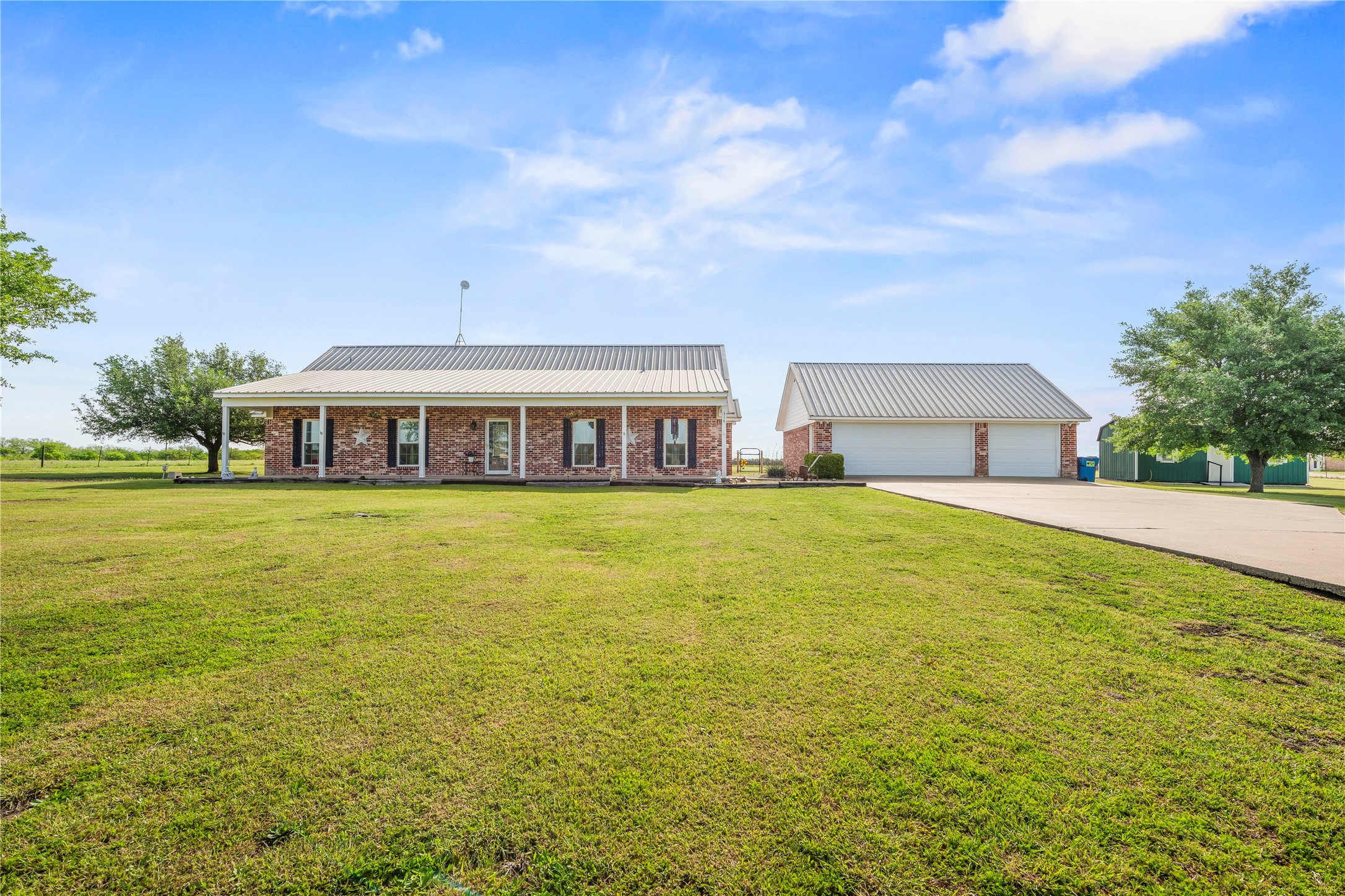 314 Jackson Heights Lorena TX 76655