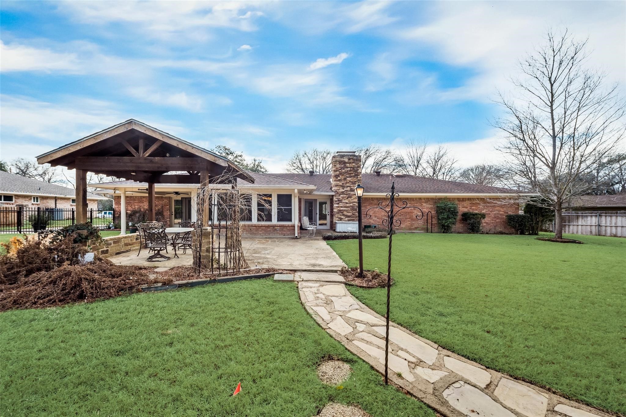 1821 Dartmouth Lane Corsicana TX 75110