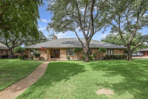 600 Hyde Park Boulevard Cleburne TX 76033