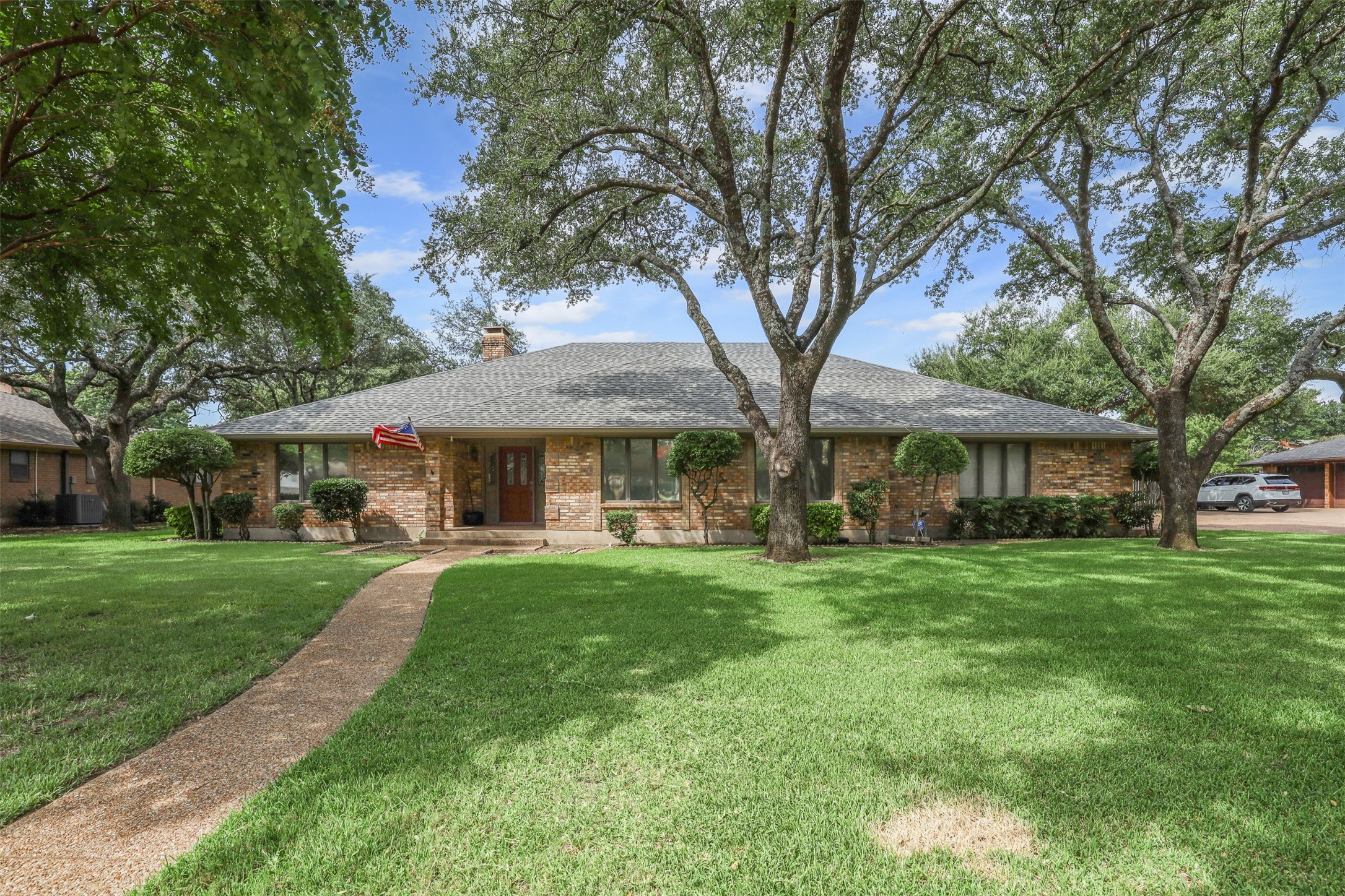 600 Hyde Park Boulevard Cleburne TX 76033