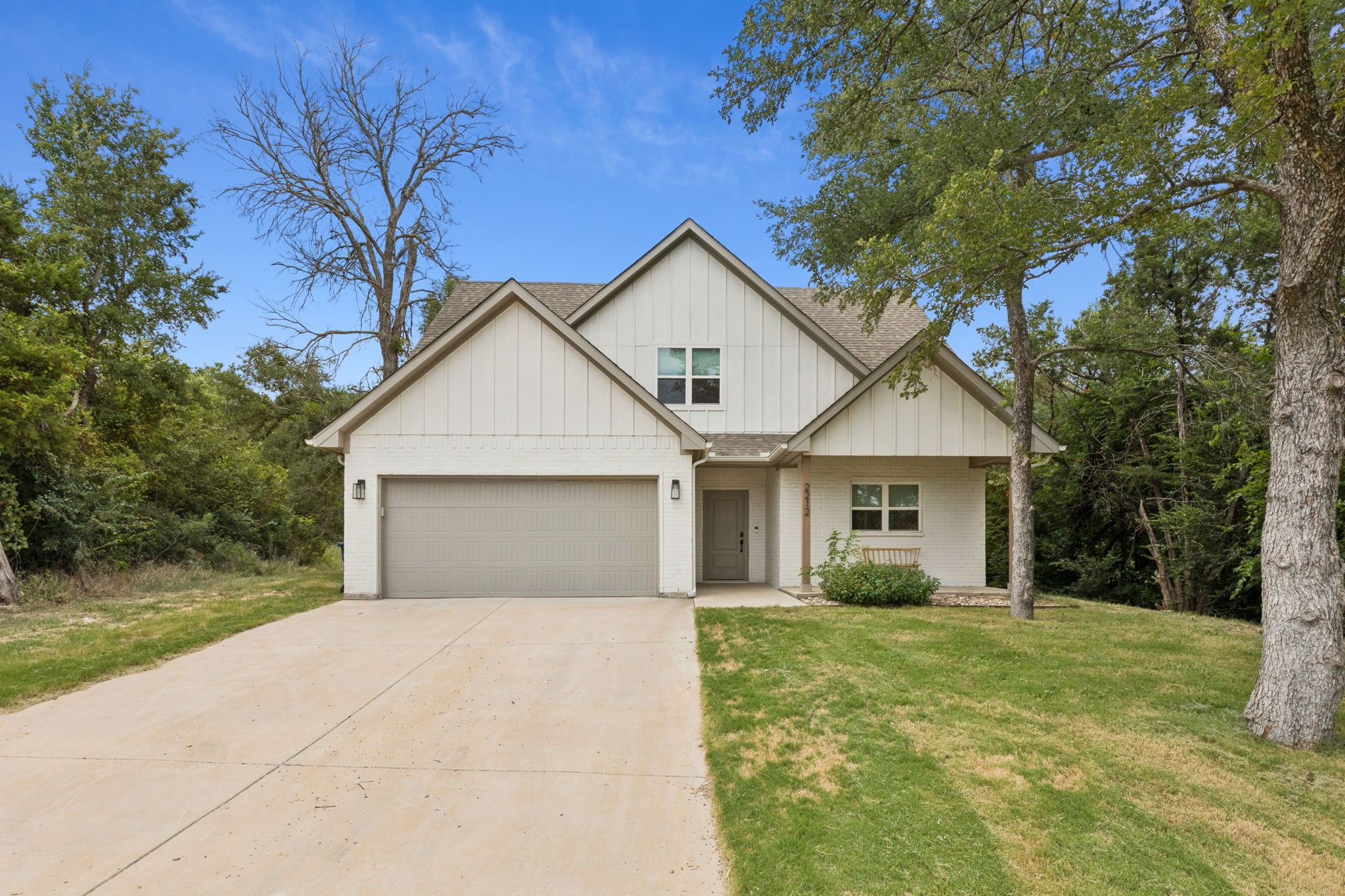 2212 Navasota Street Granbury TX 76048