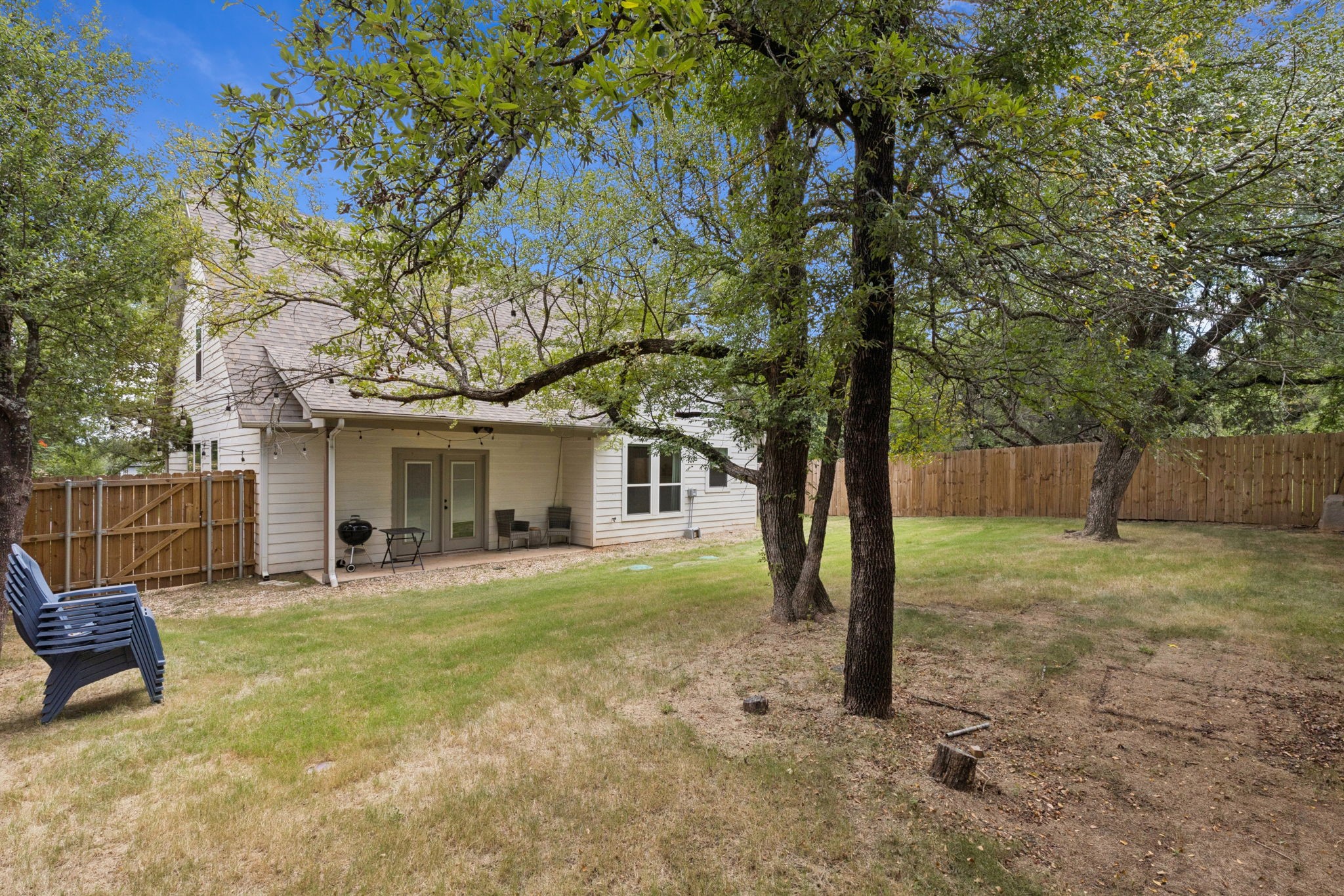 2212 Navasota Street Granbury TX 76048