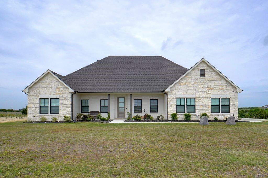 2052 Eagles Ridge Drive Weatherford TX 76087