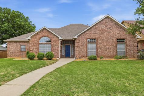 1146 Oakhurst Street Denton TX 76210