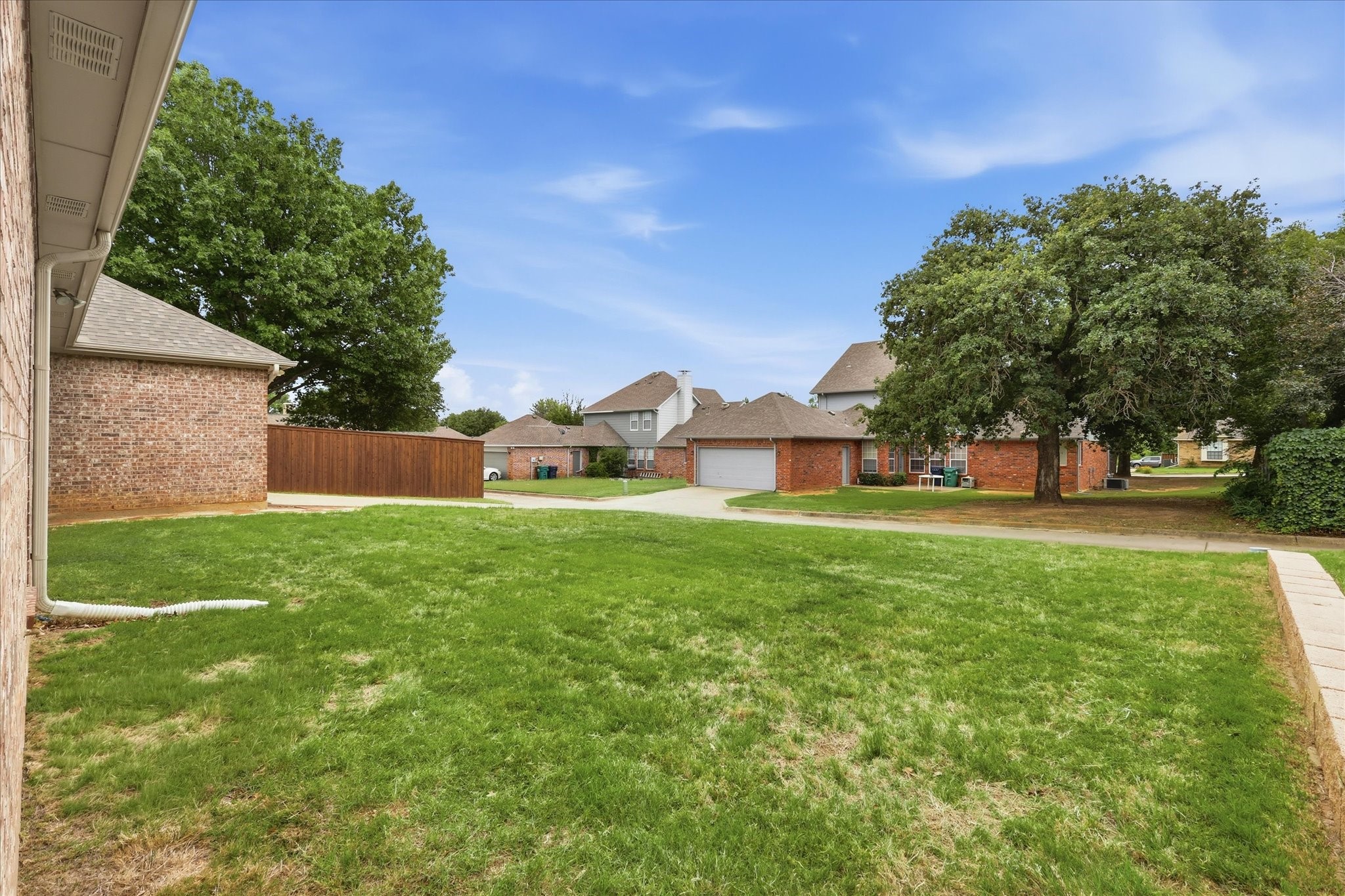 1146 Oakhurst Street Denton TX 76210