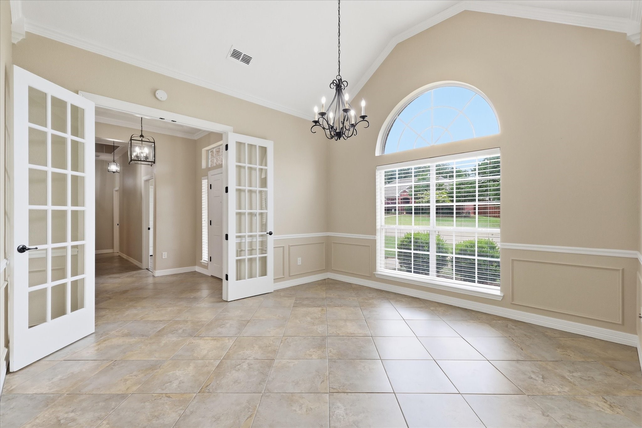 1146 Oakhurst Street Denton TX 76210