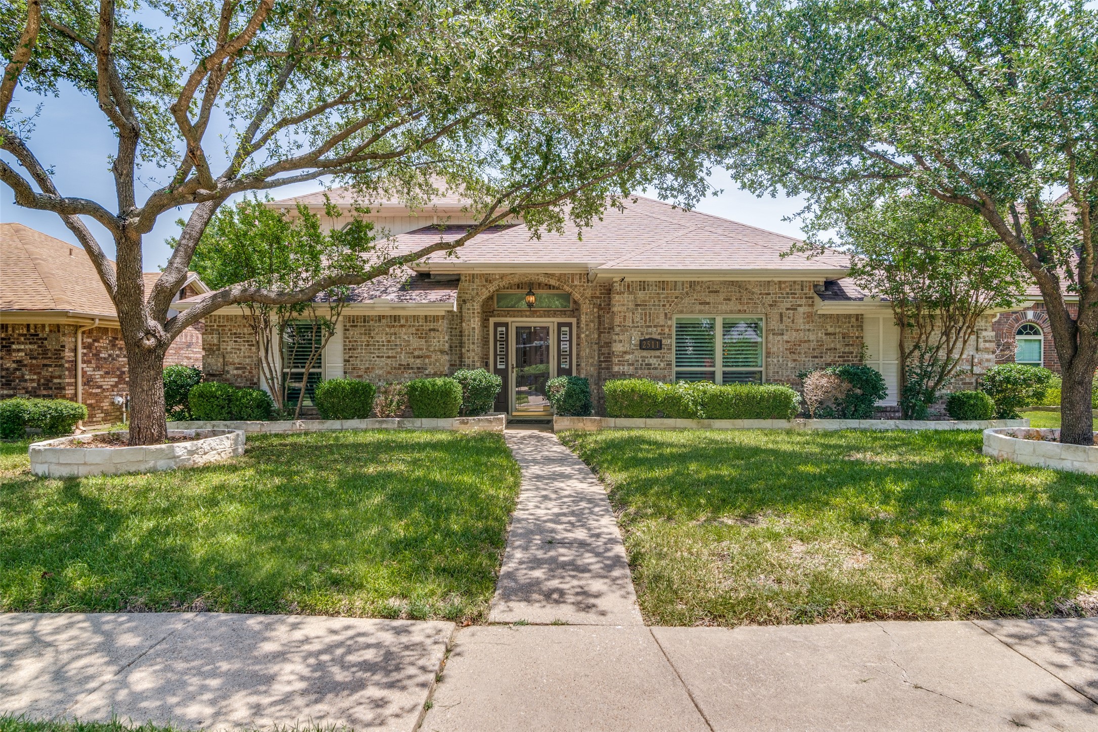 2511 Glen Meadows Drive Mesquite TX 75150