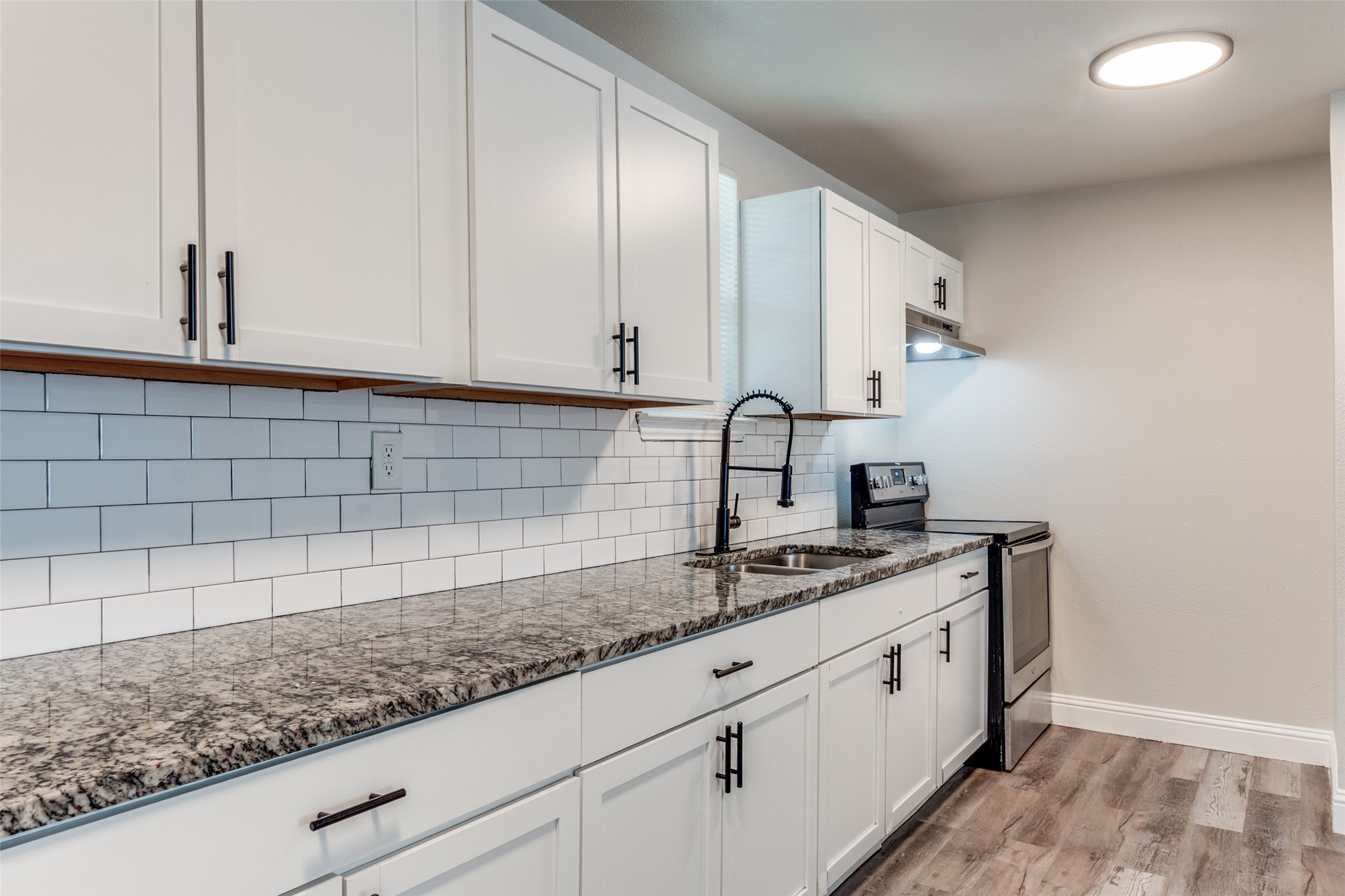 6352 Latta Street Dallas TX 75227