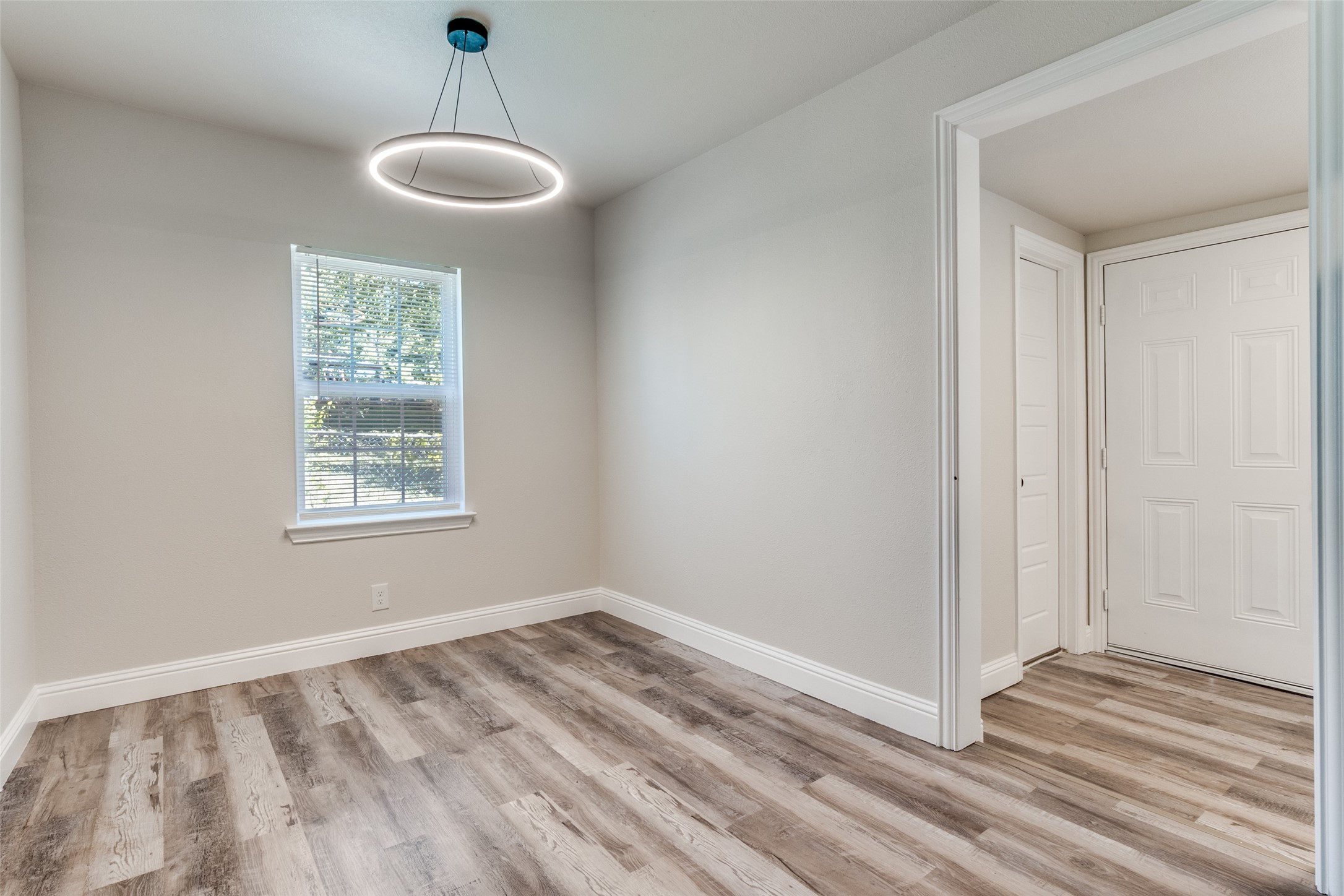 6352 Latta Street Dallas TX 75227