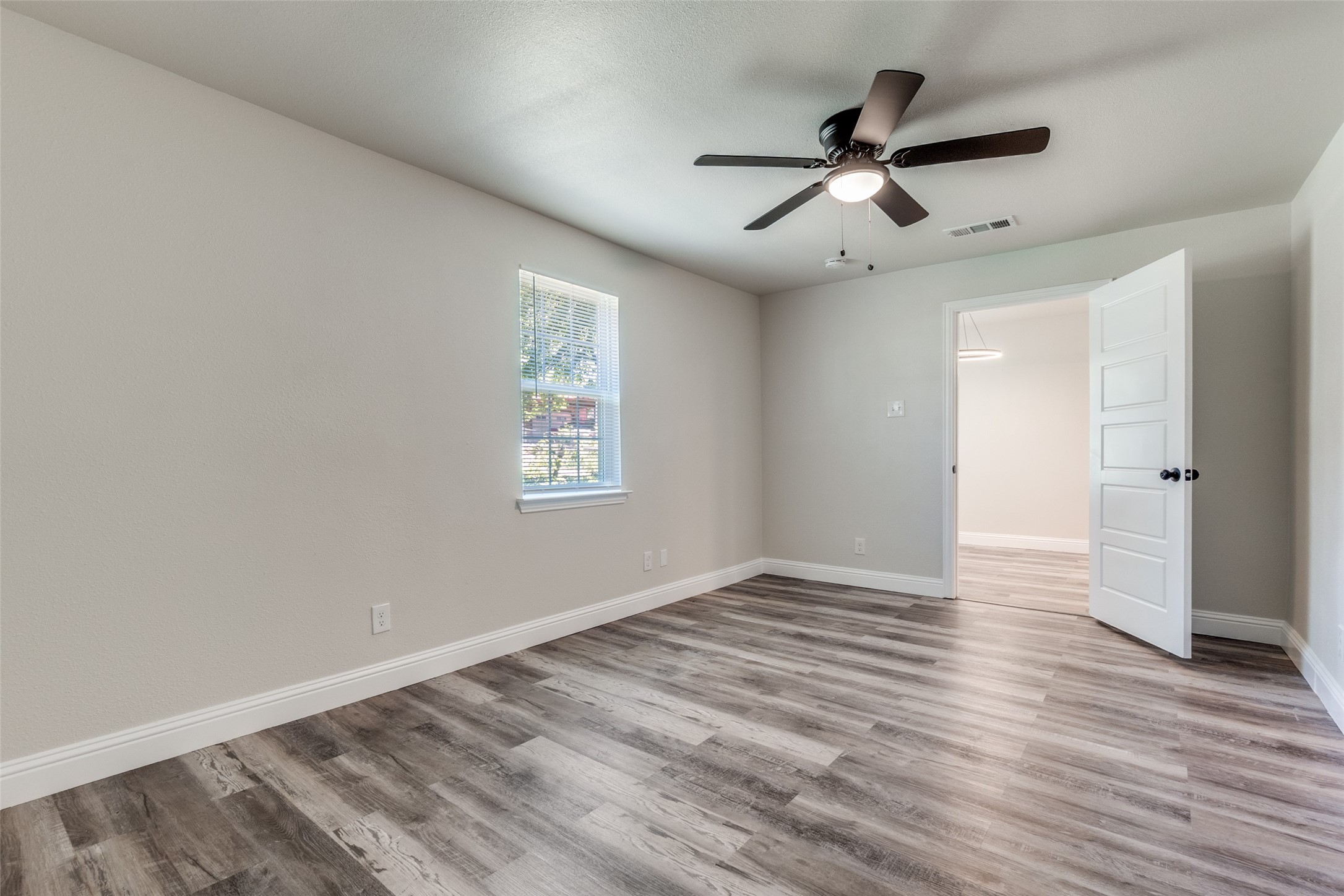 6352 Latta Street Dallas TX 75227