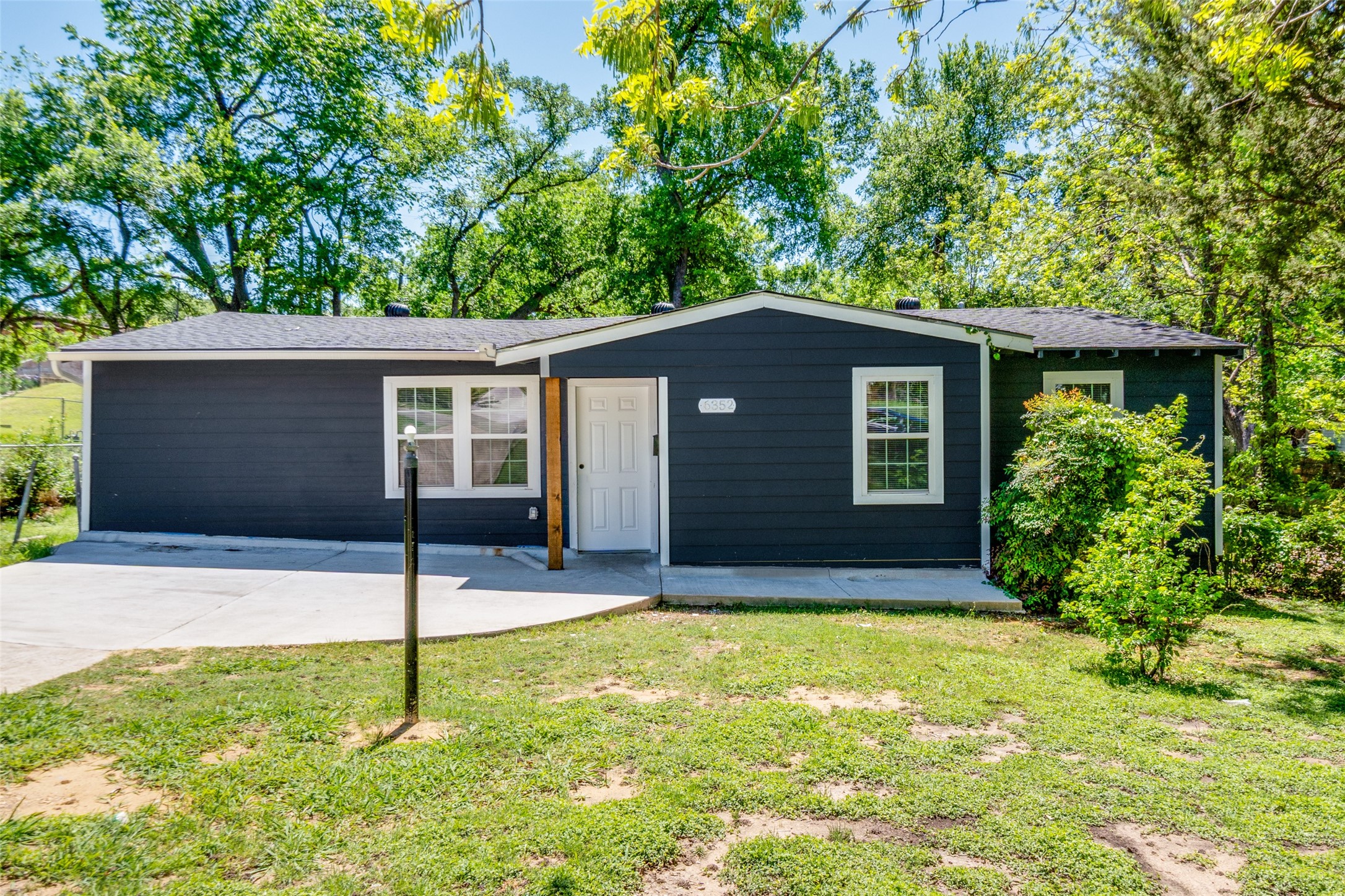 6352 Latta Street Dallas TX 75227