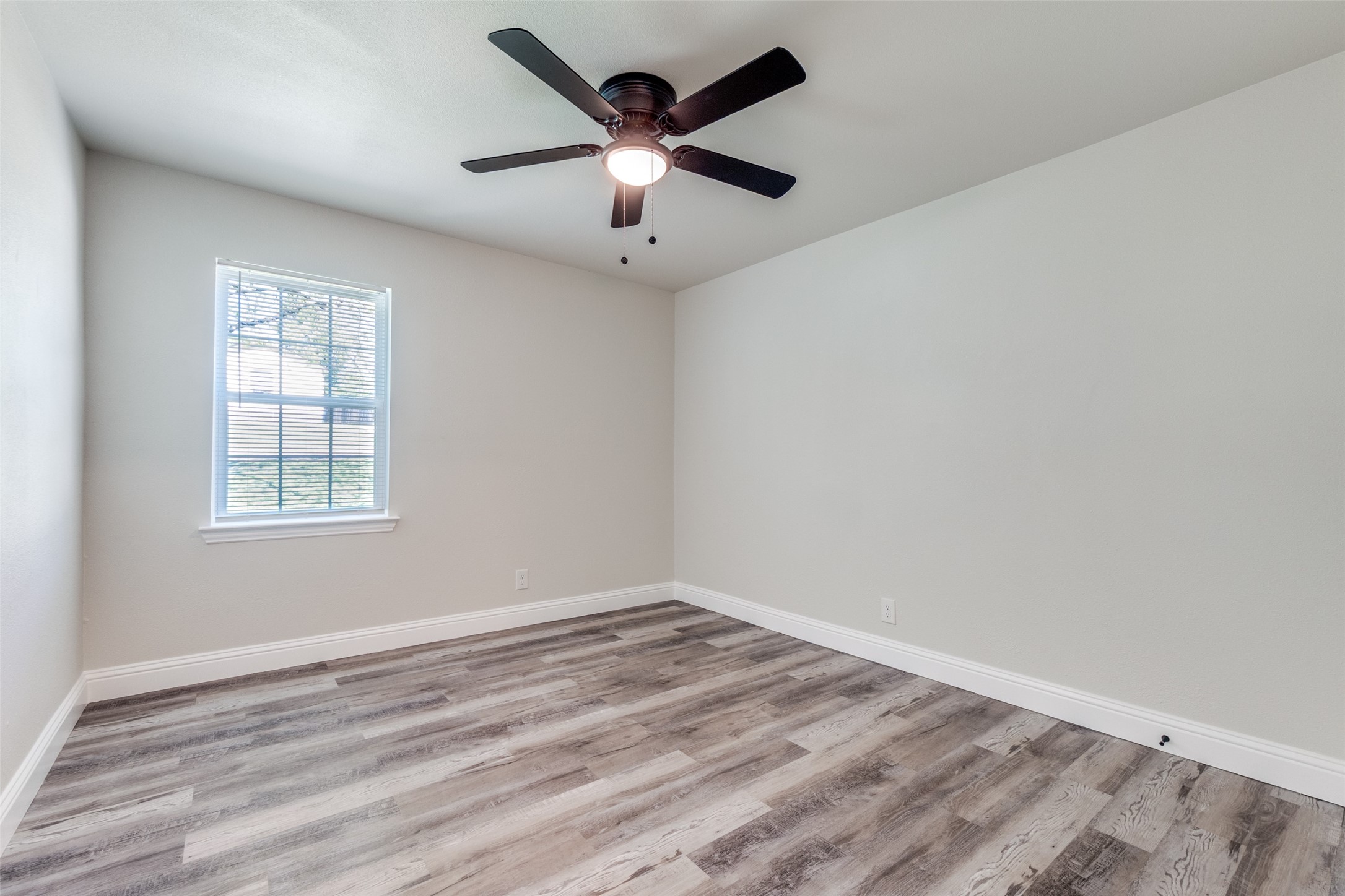 6352 Latta Street Dallas TX 75227