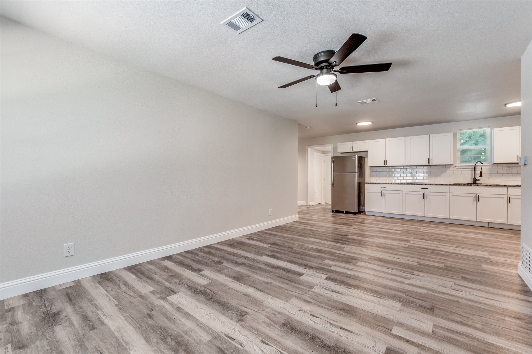 6352 Latta Street Dallas TX 75227