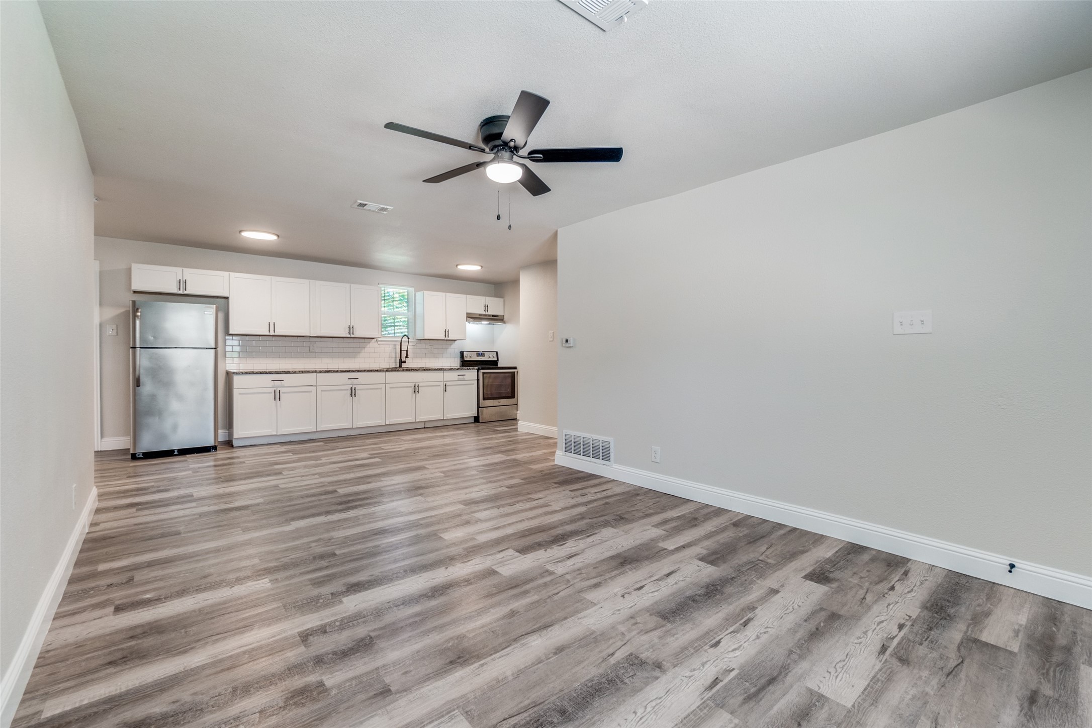 6352 Latta Street Dallas TX 75227