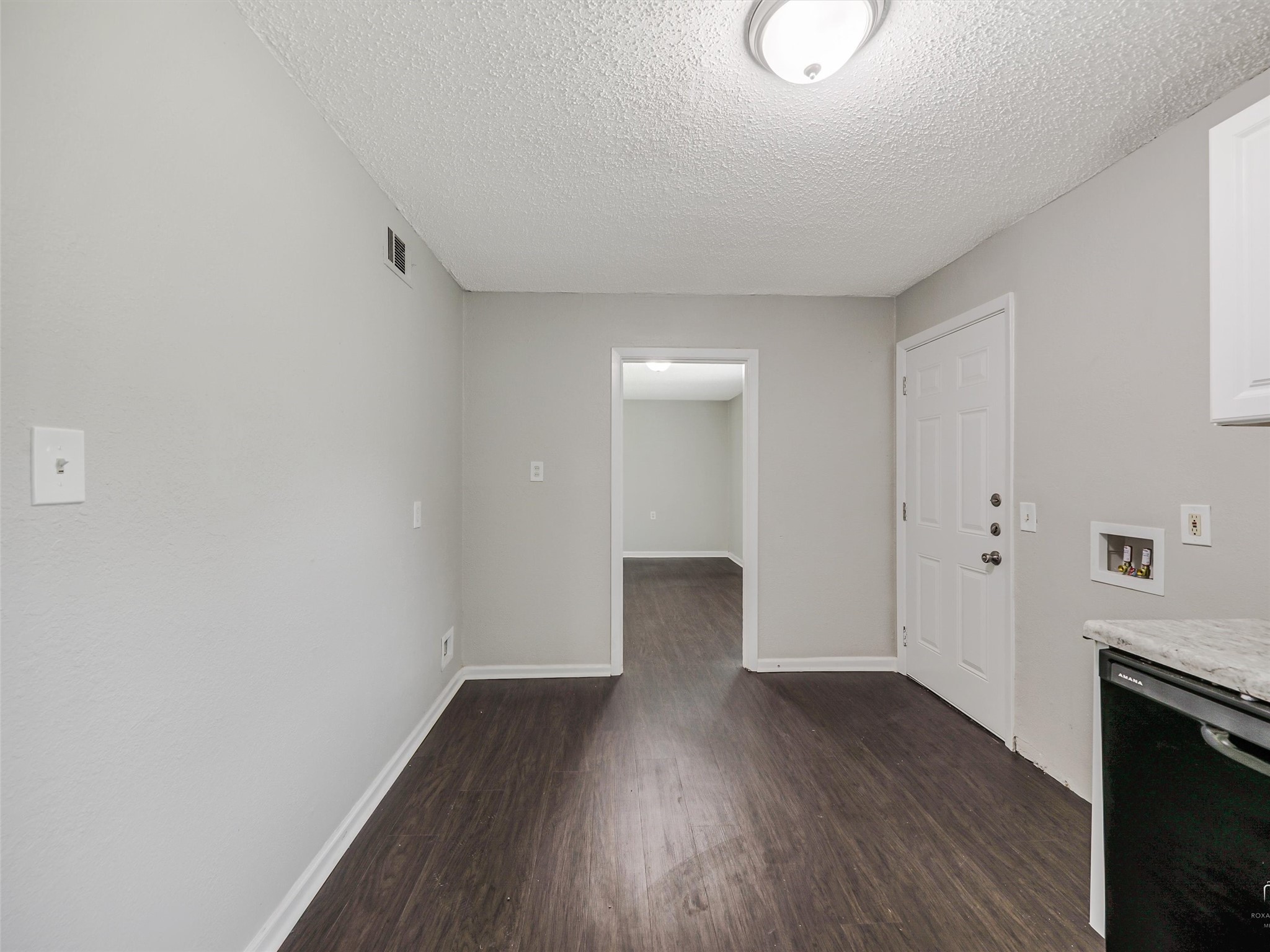 3211 Gus Thomasson Road Dallas TX 75228