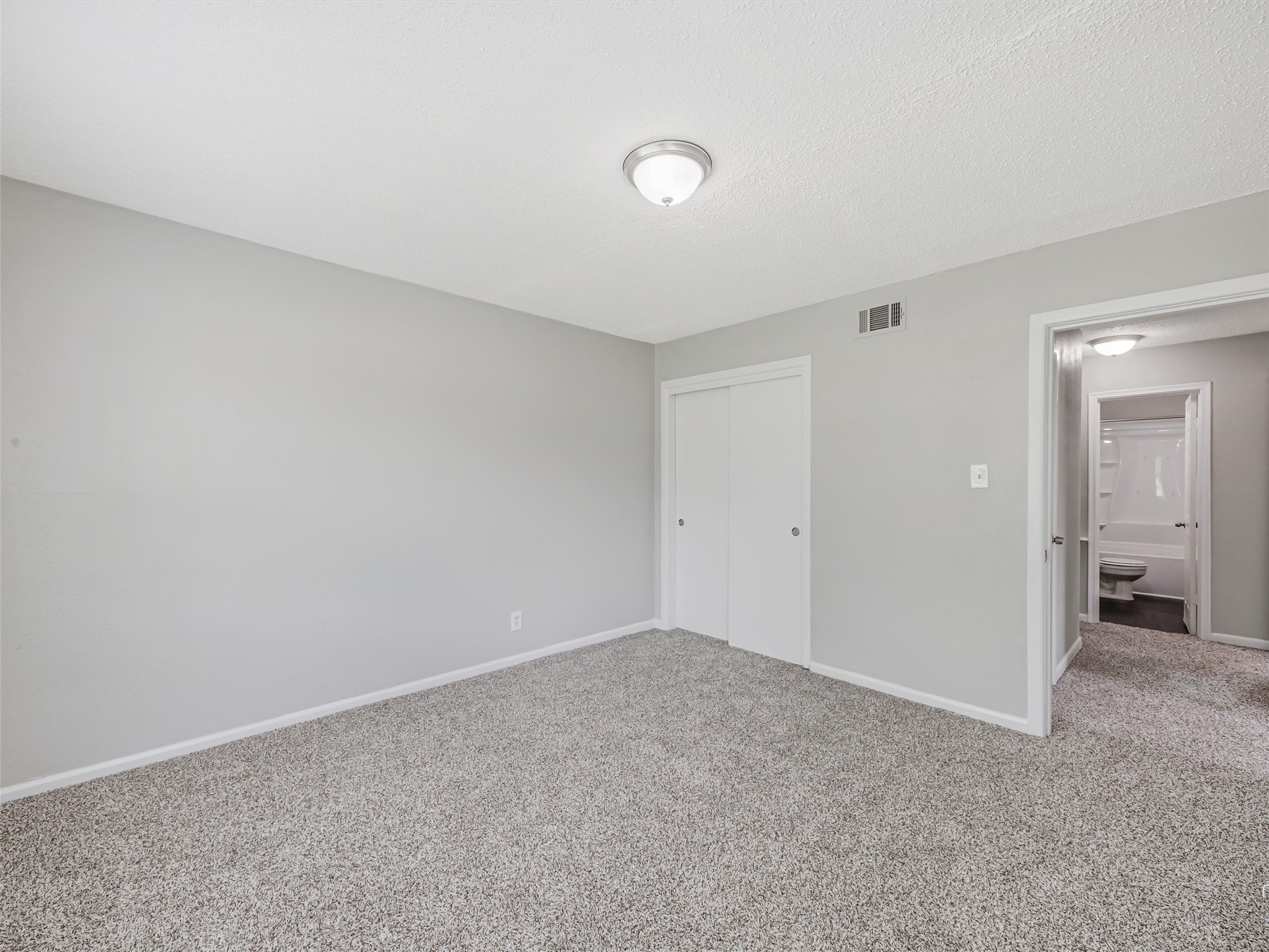 3211 Gus Thomasson Road Dallas TX 75228