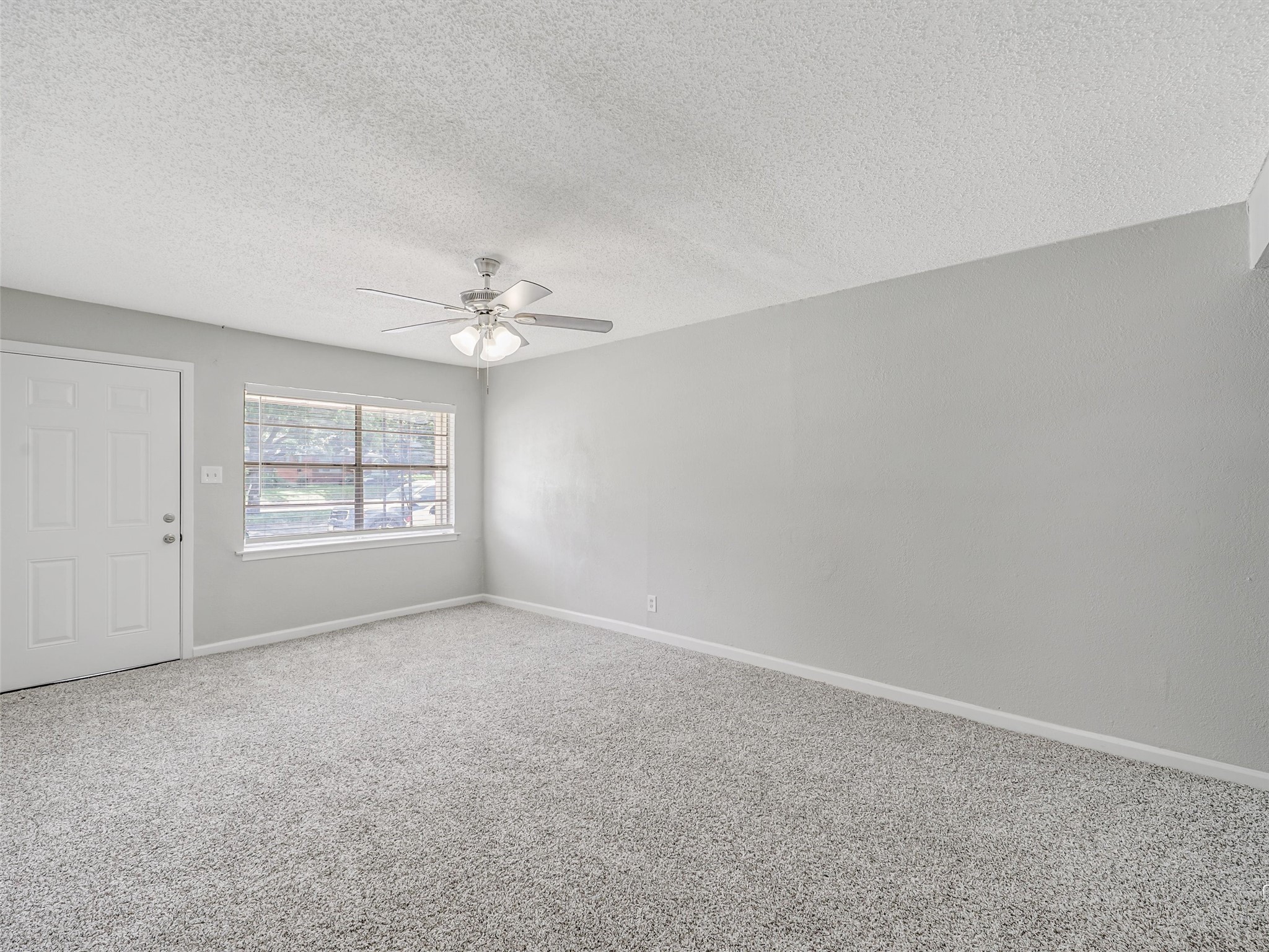 3211 Gus Thomasson Road Dallas TX 75228