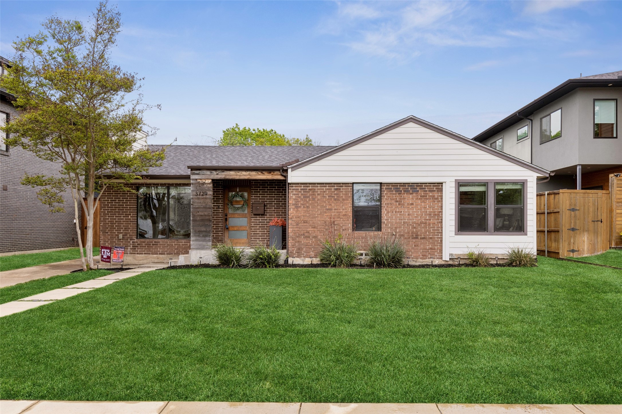 3729 Rockdale Drive Dallas TX 75220