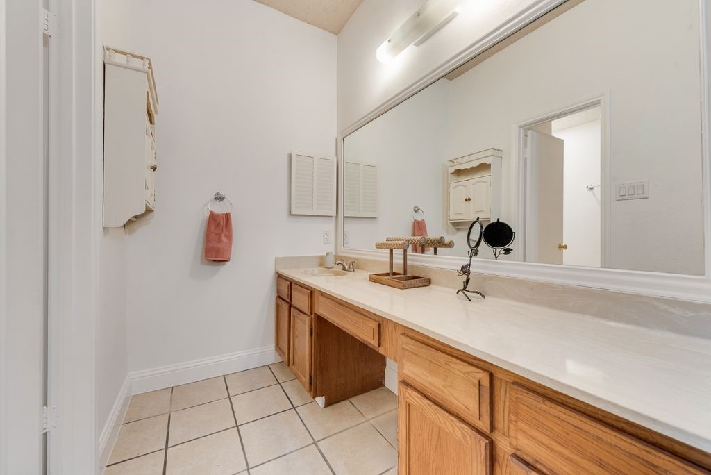 2312 Ember Lee Drive Garland TX 75040