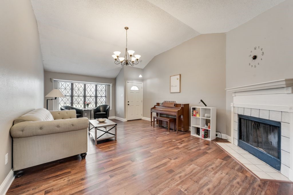 2312 Ember Lee Drive Garland TX 75040