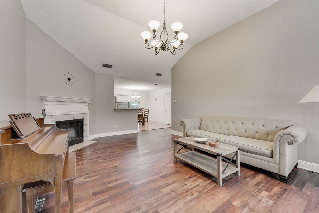 2312 Ember Lee Drive Garland TX 75040