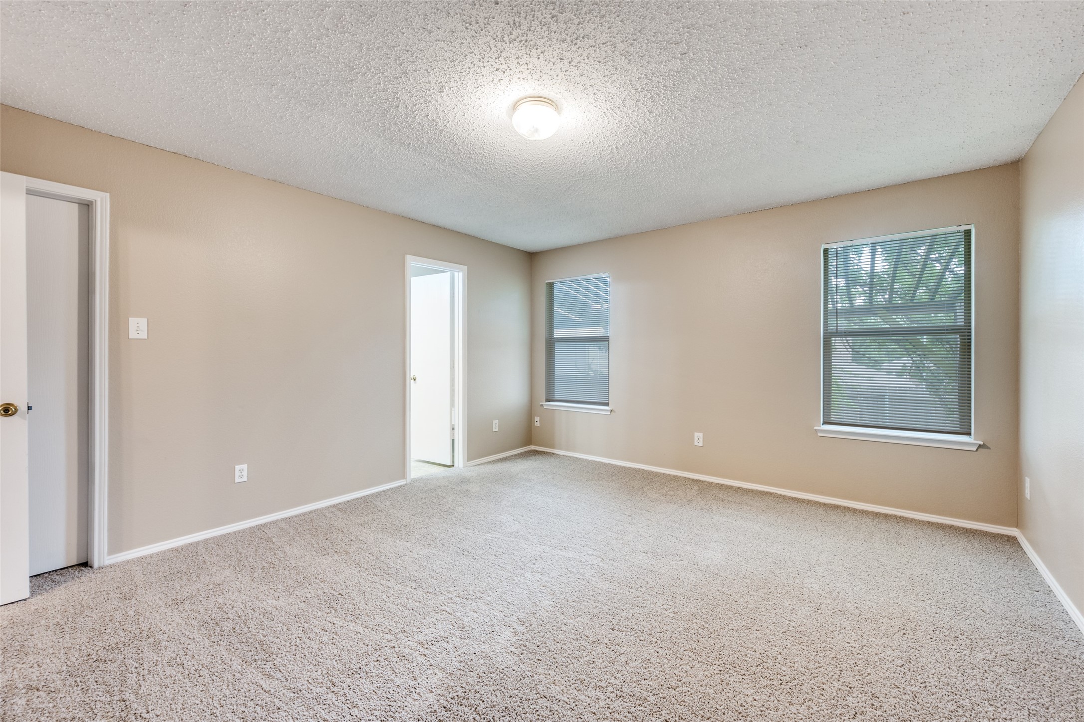 7940 Hidden Brook Drive Fort Worth TX 76120