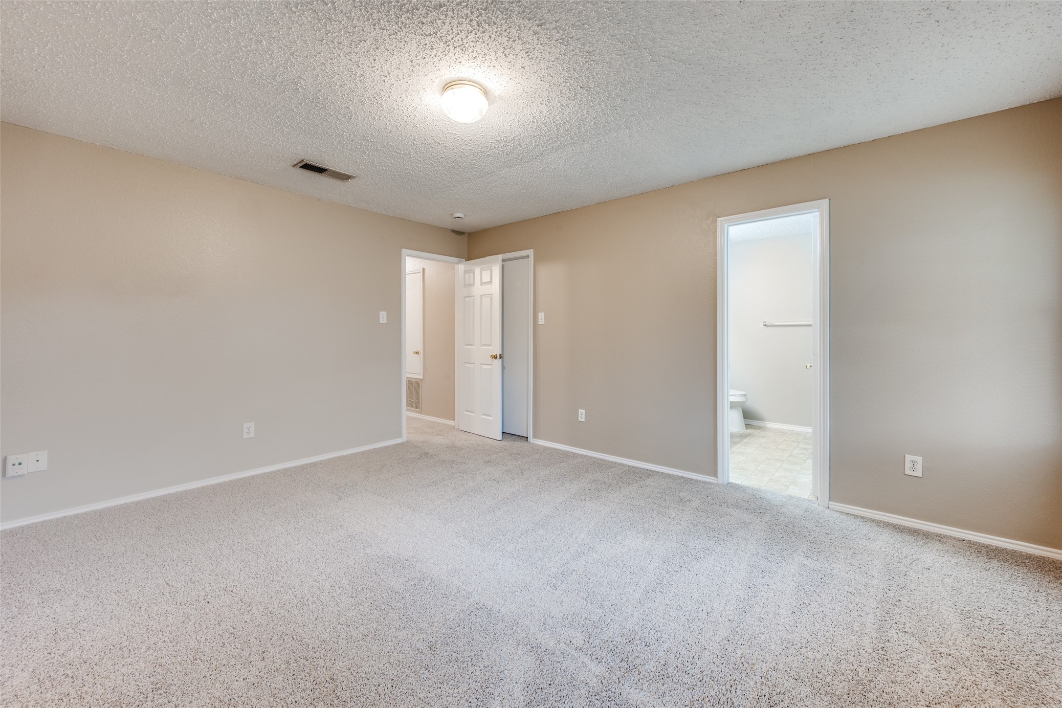 7940 Hidden Brook Drive Fort Worth TX 76120