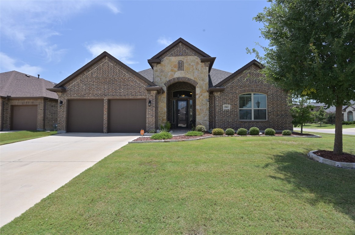2963 Geneva Drive Grand Prairie TX 75054