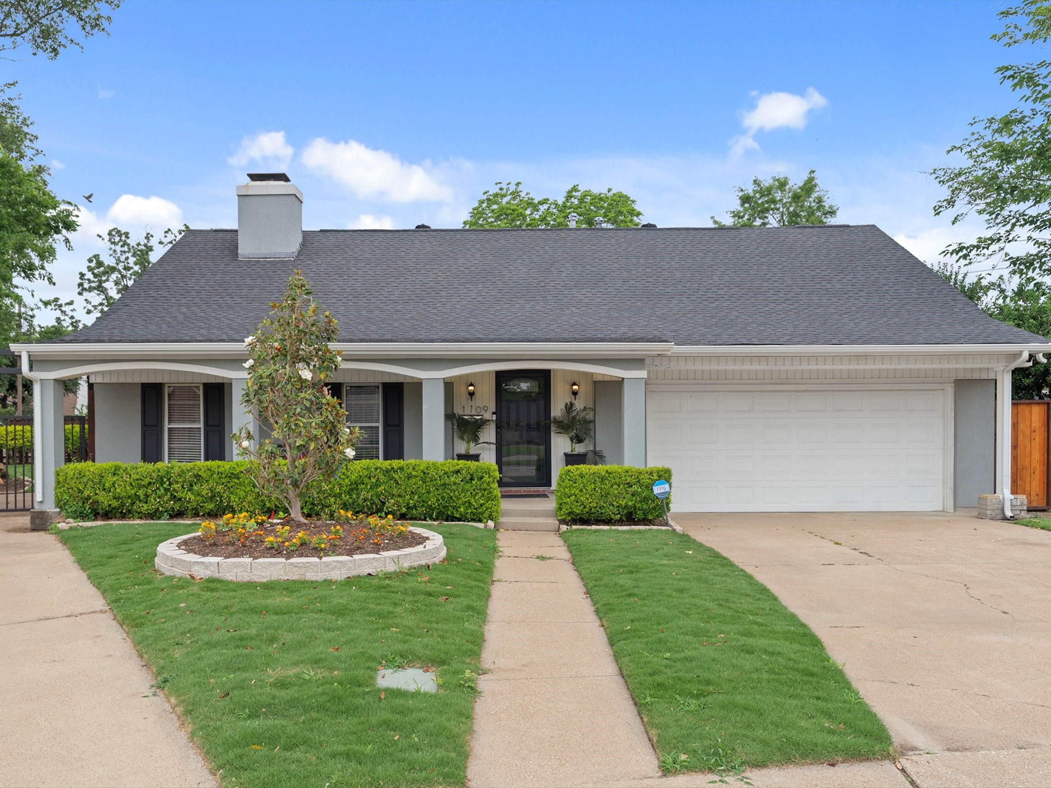 1109 Hadrian Court Irving TX 75062