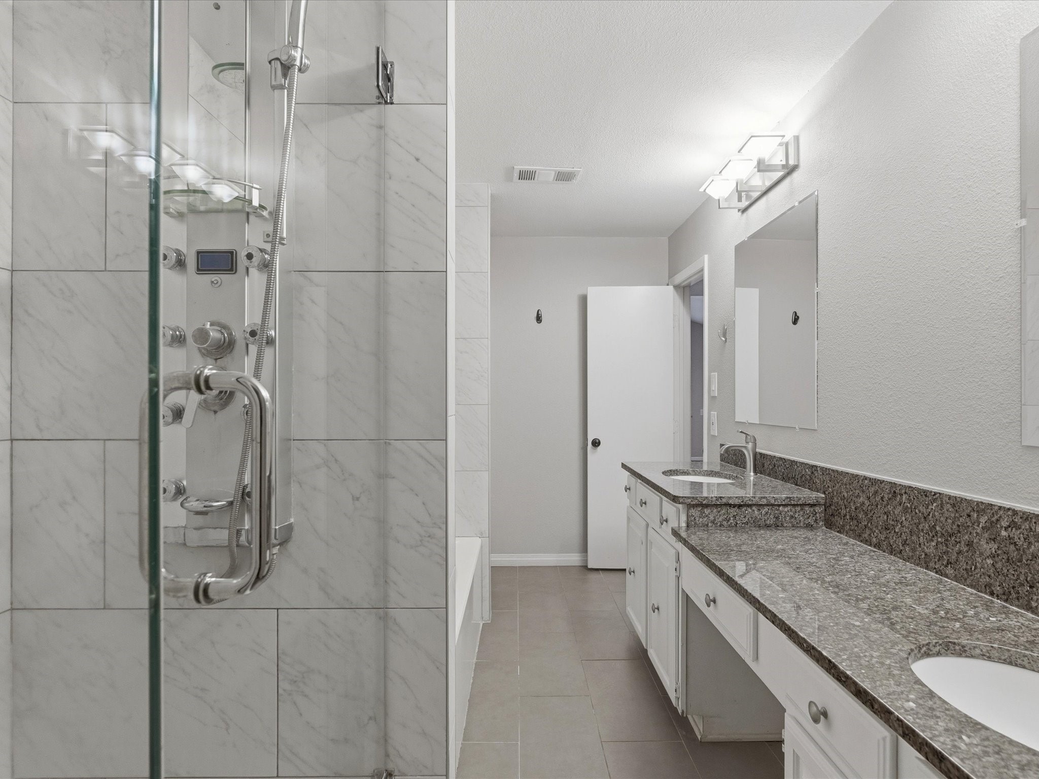 1109 Hadrian Court Irving TX 75062