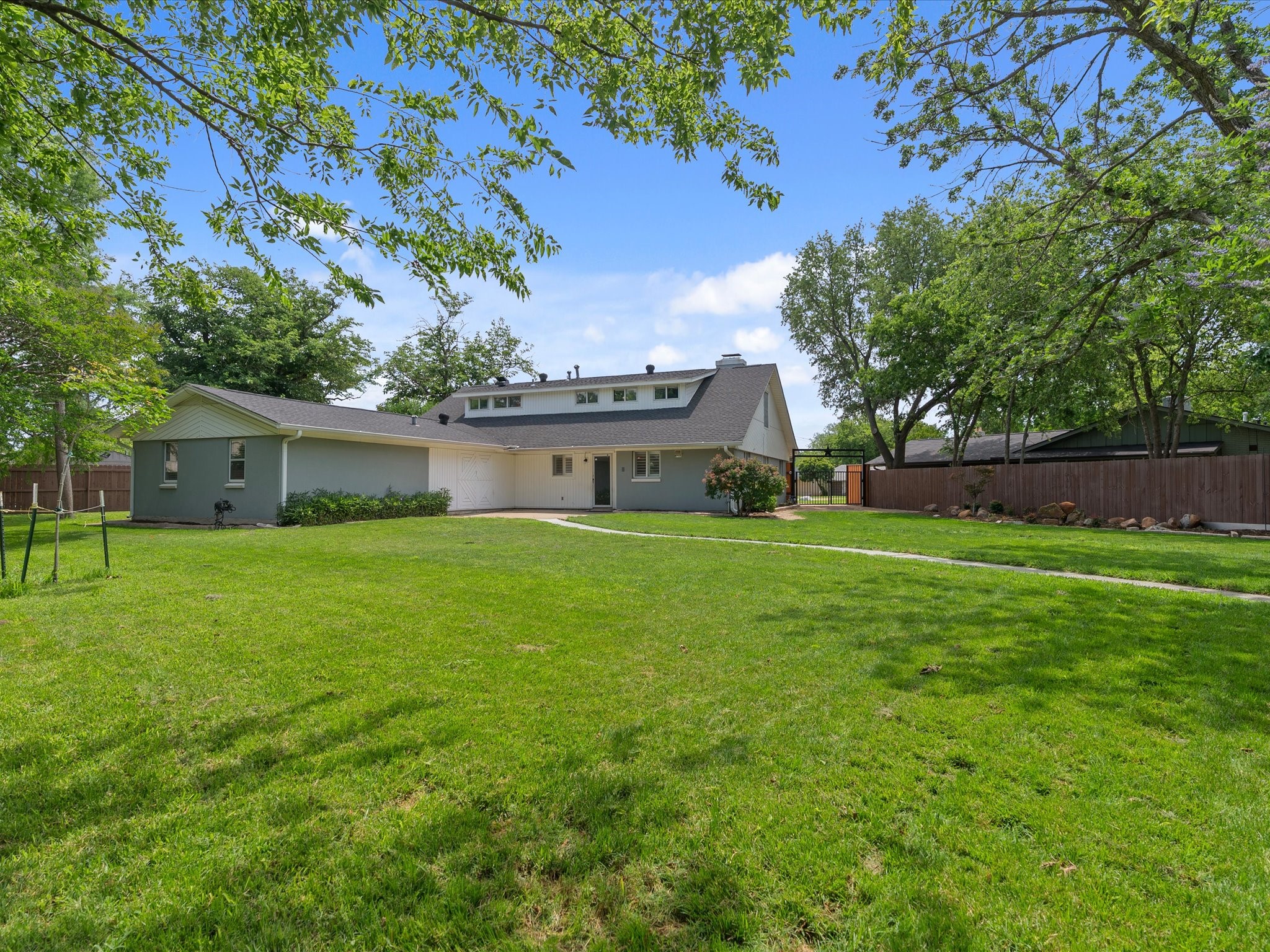 1109 Hadrian Court Irving TX 75062