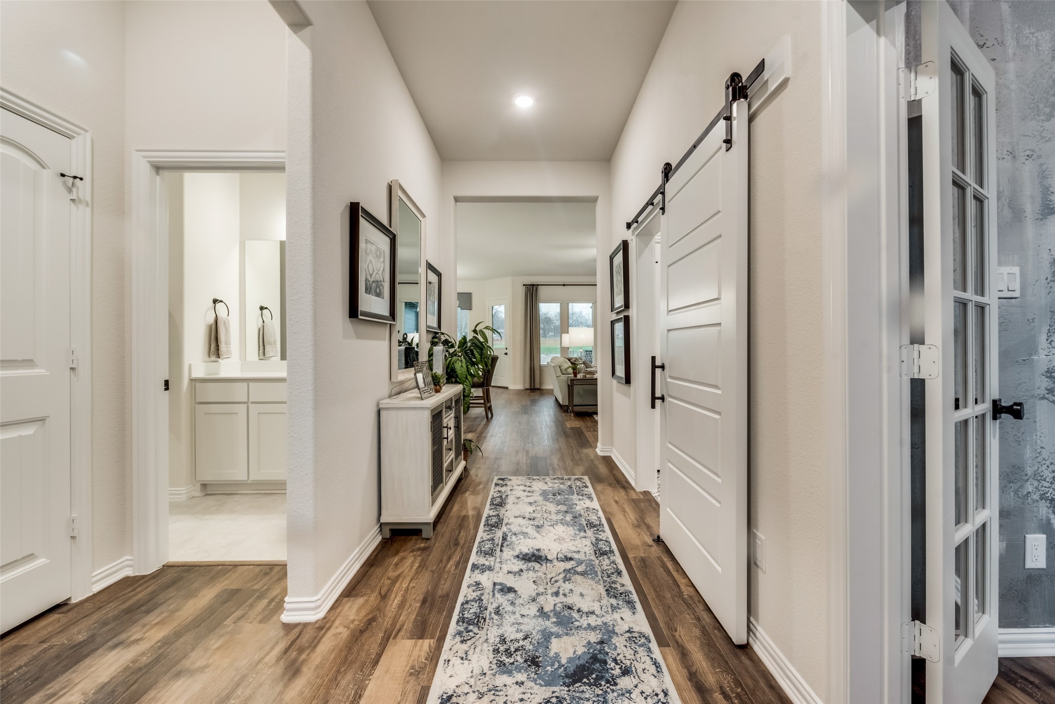 61 Roosevelt Lane Valley View TX 76272