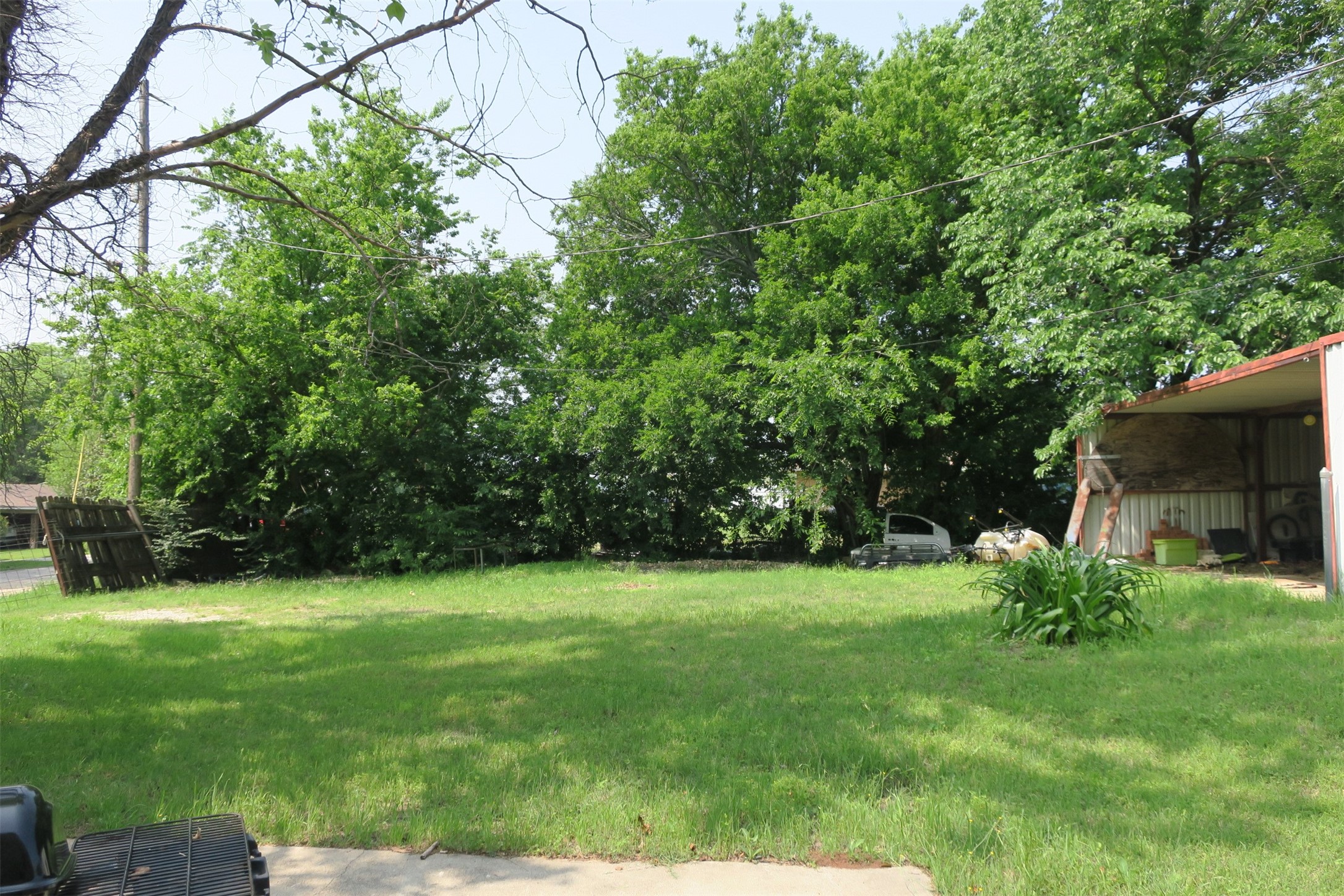 1689 N Highway 81 N Bowie TX 76230