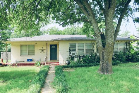 1689 N Highway 81 N Bowie TX 76230