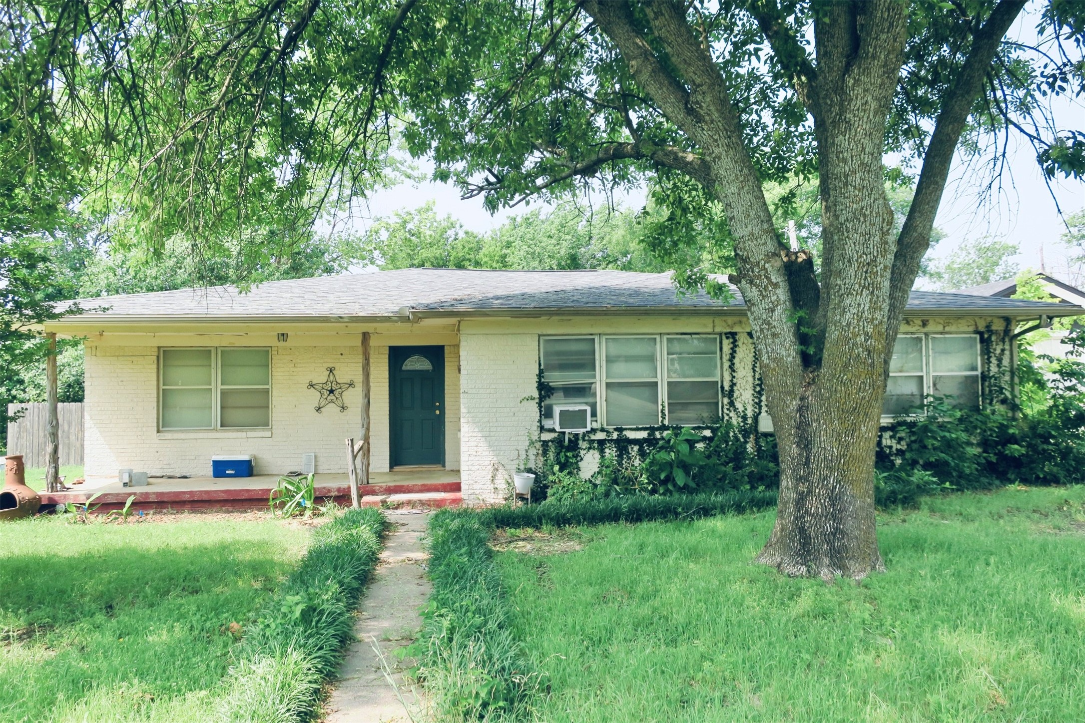 1689 N Highway 81 N Bowie TX 76230
