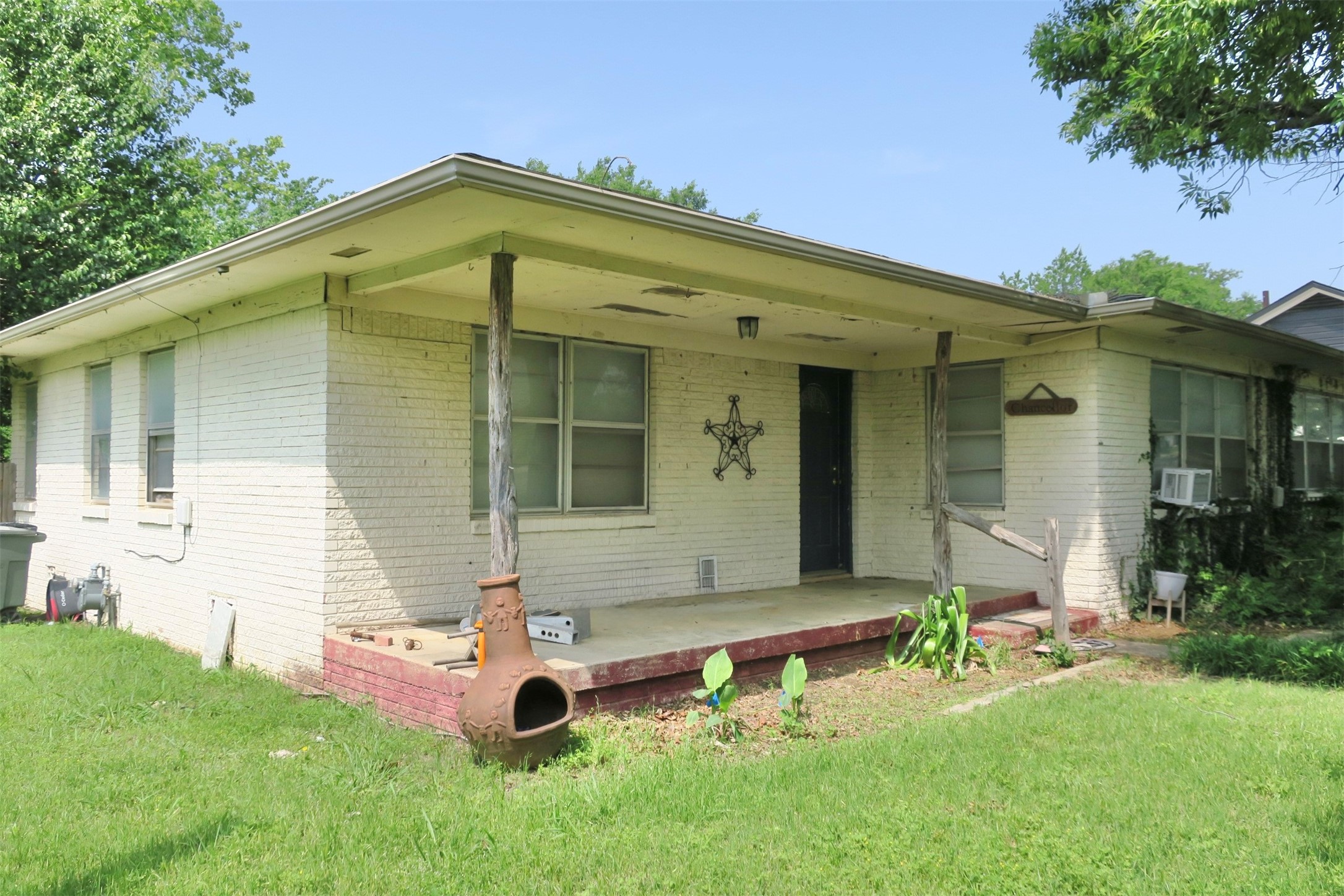 1689 N Highway 81 N Bowie TX 76230