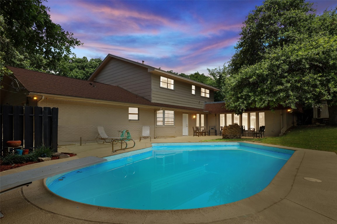 1407 Cliffwood Road Euless TX 76040