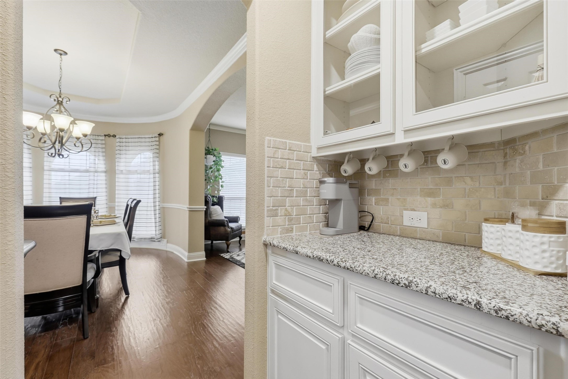 2939 Arenoso Grand Prairie TX 75054