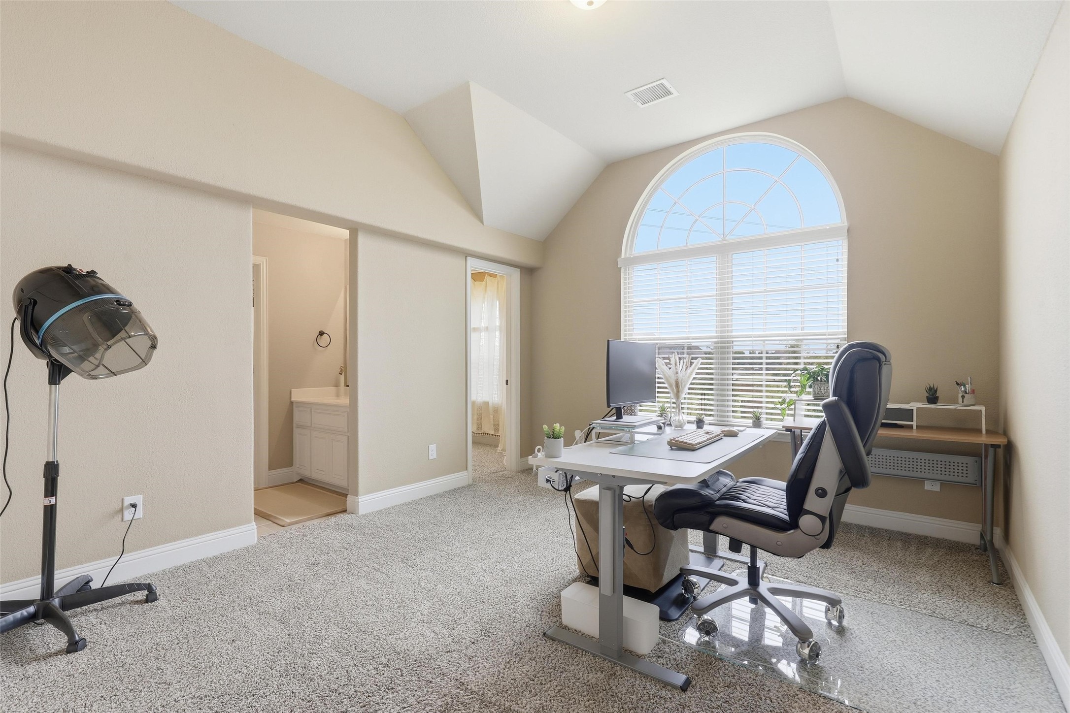 2939 Arenoso Grand Prairie TX 75054