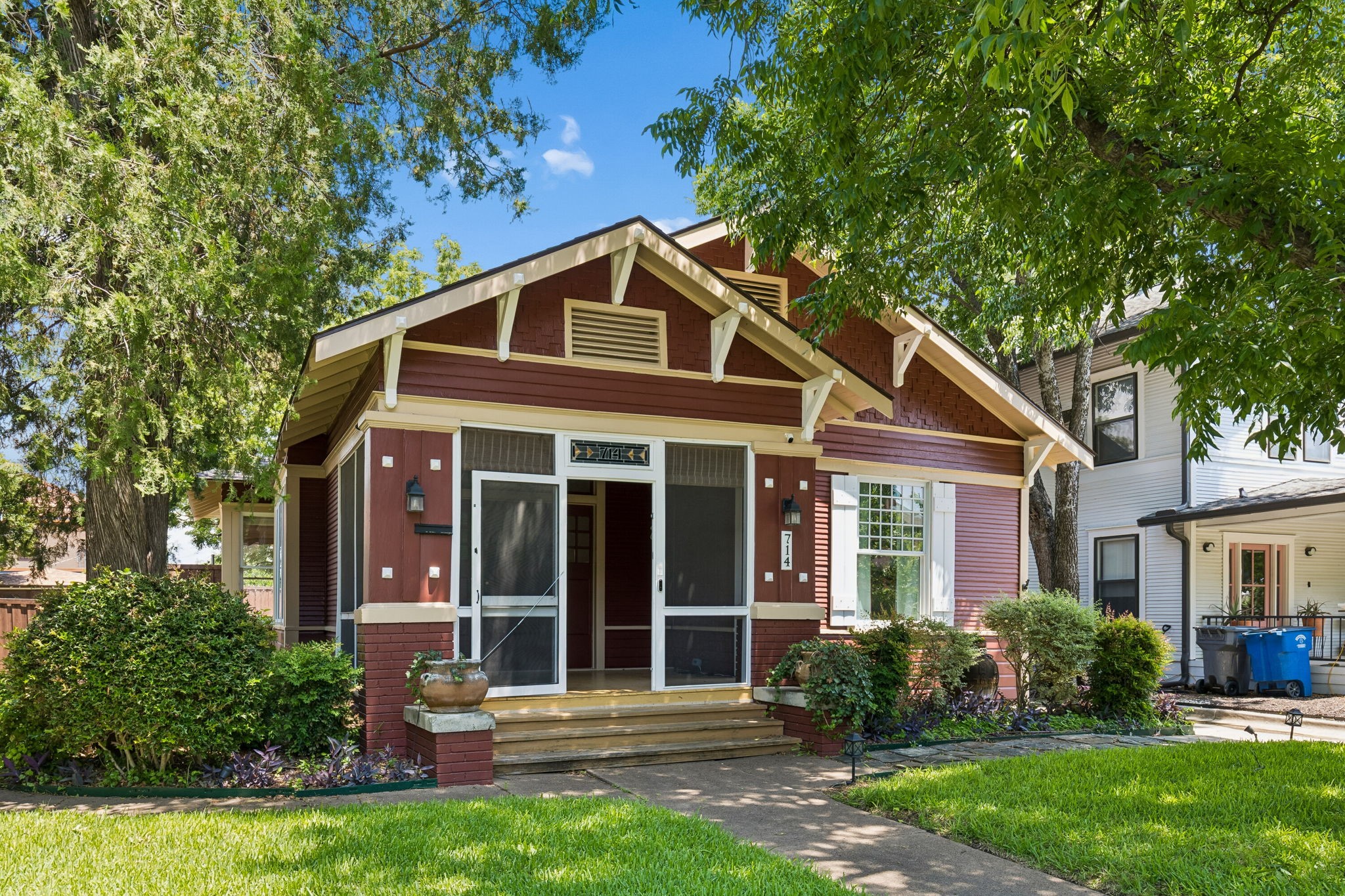 714 Woodlawn Avenue Dallas TX 75208