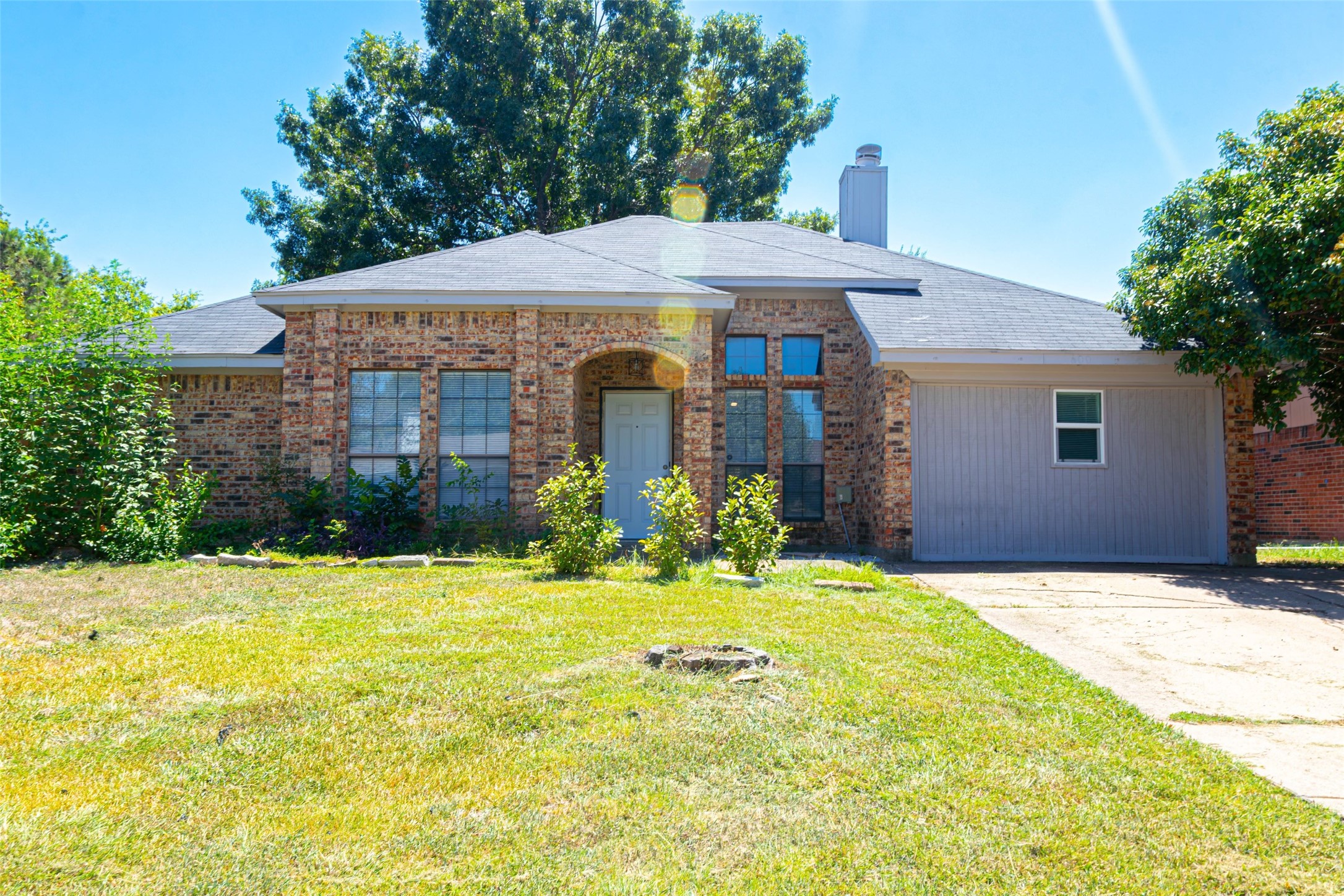 600 Benedict Lane Arlington TX 76002