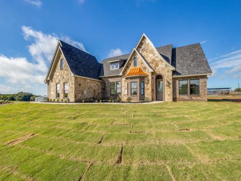 300 County Road 3141 Decatur TX 76234
