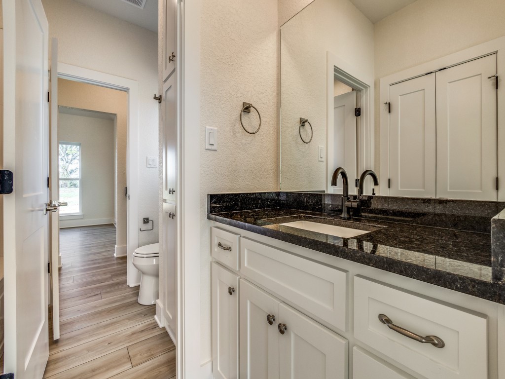 300 County Road 3141 Decatur TX 76234